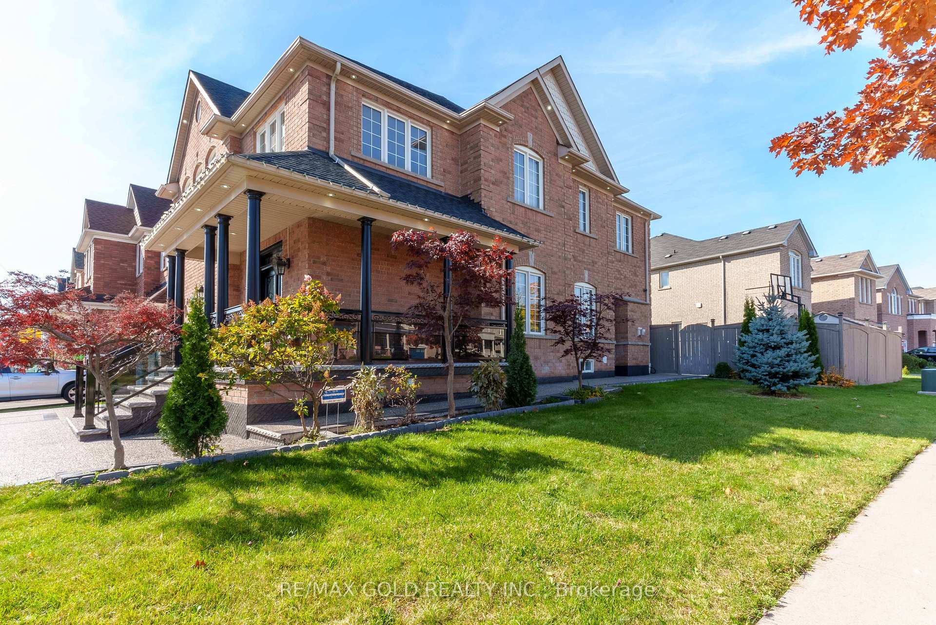 Photo 8 of 8 Moss Way, Brampton, Sandringham-Wellington — HOMEH