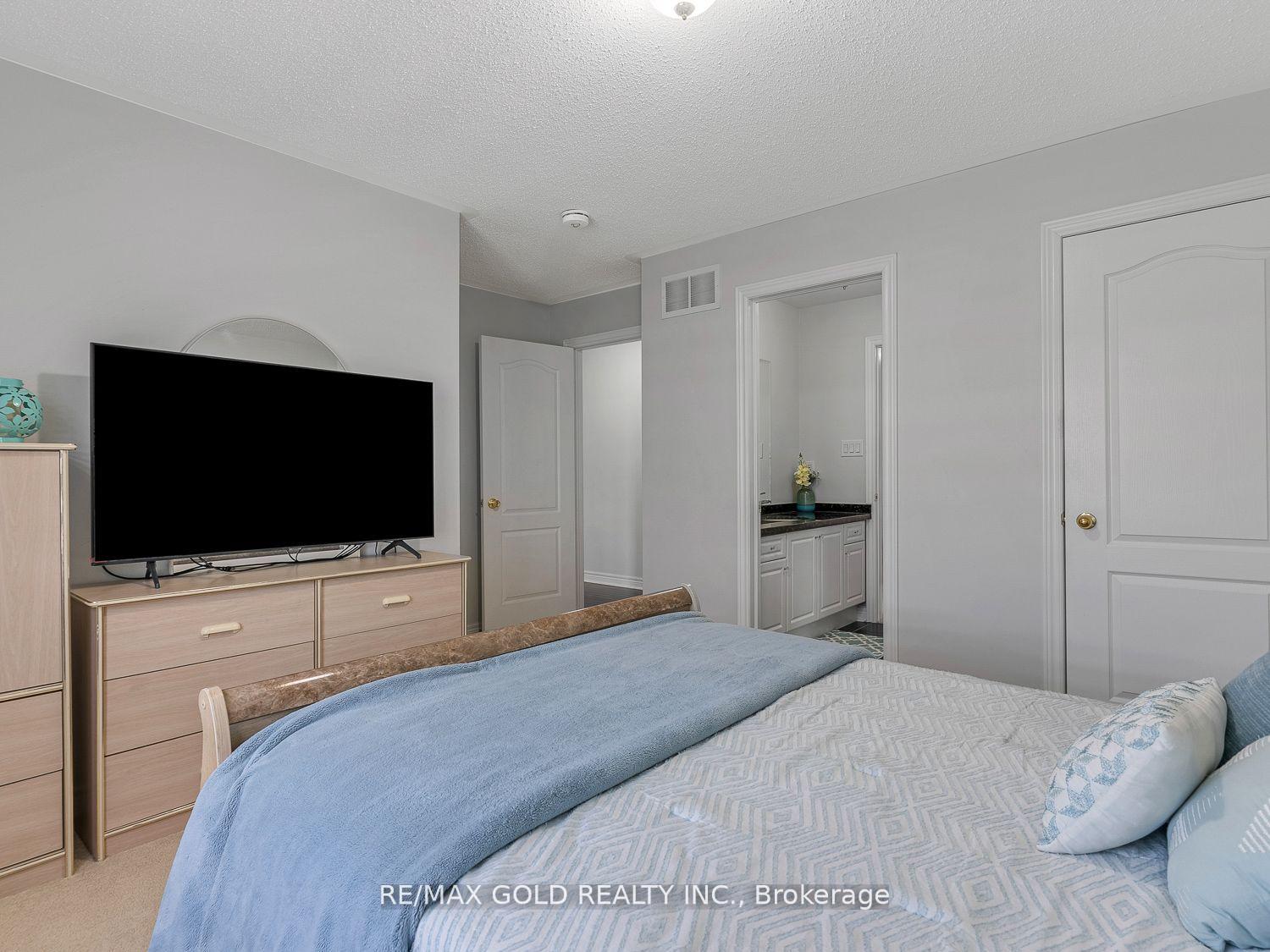 Photo 19 of 8 Moss Way, Brampton, Sandringham-Wellington — HOMEH