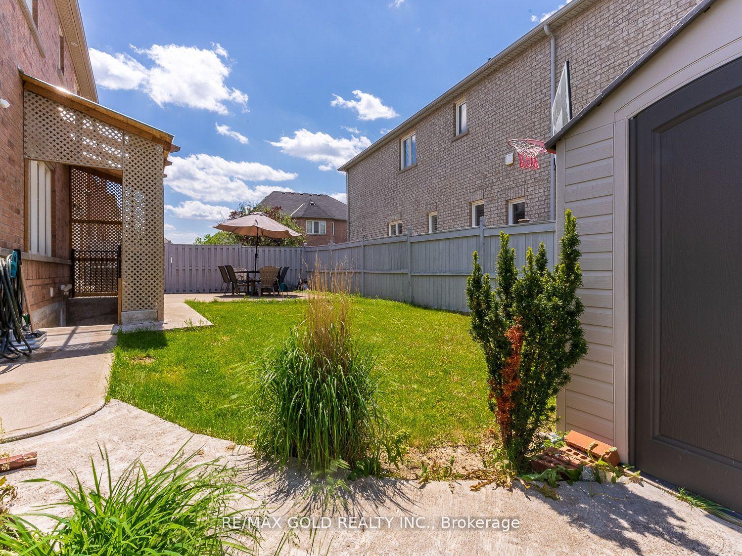 Photo 27 of 8 Moss Way, Brampton, Sandringham-Wellington — HOMEH