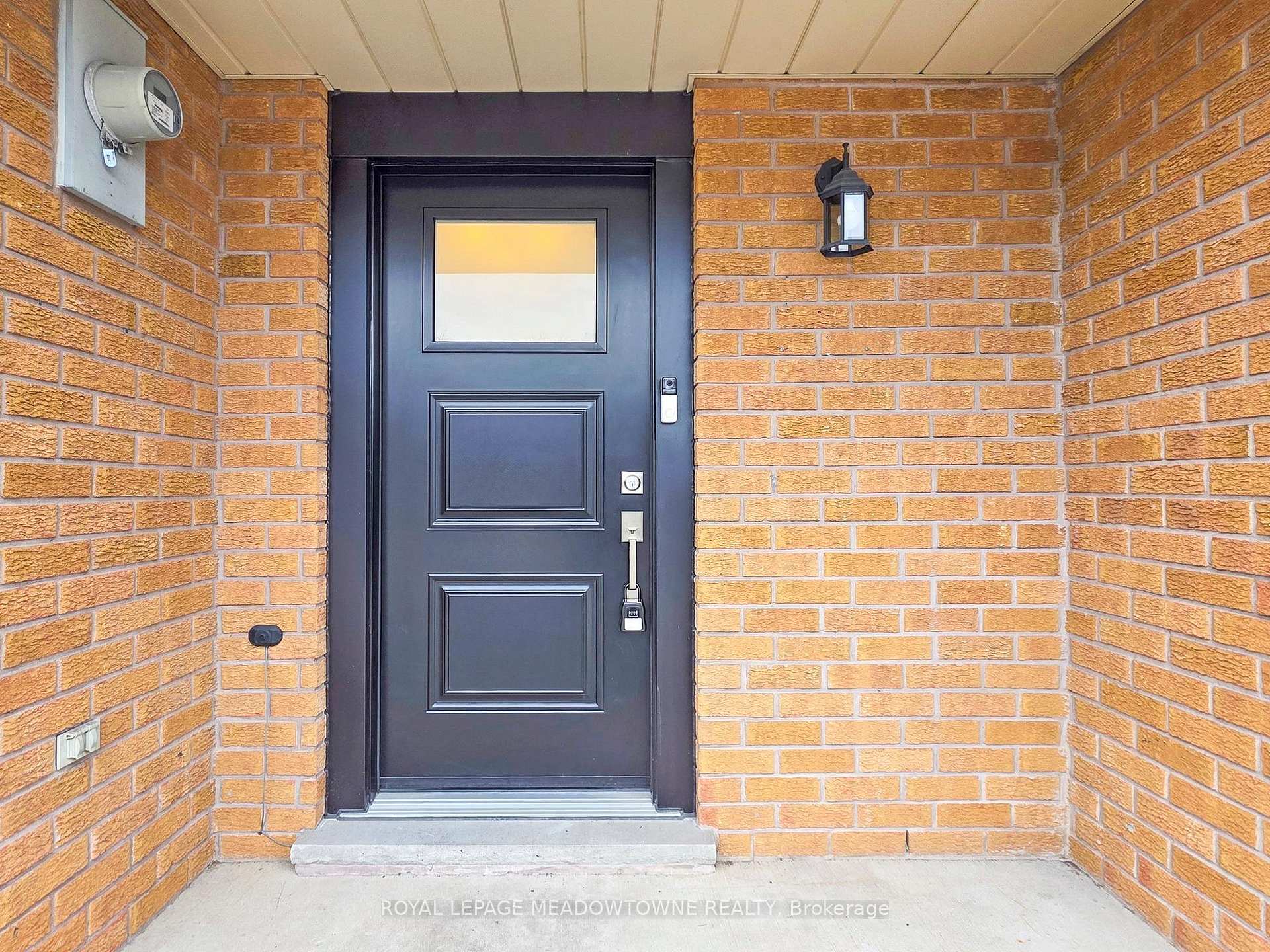 Photo 2 of 152 Essling Avenue, Hamilton, Crerar — HOMEH