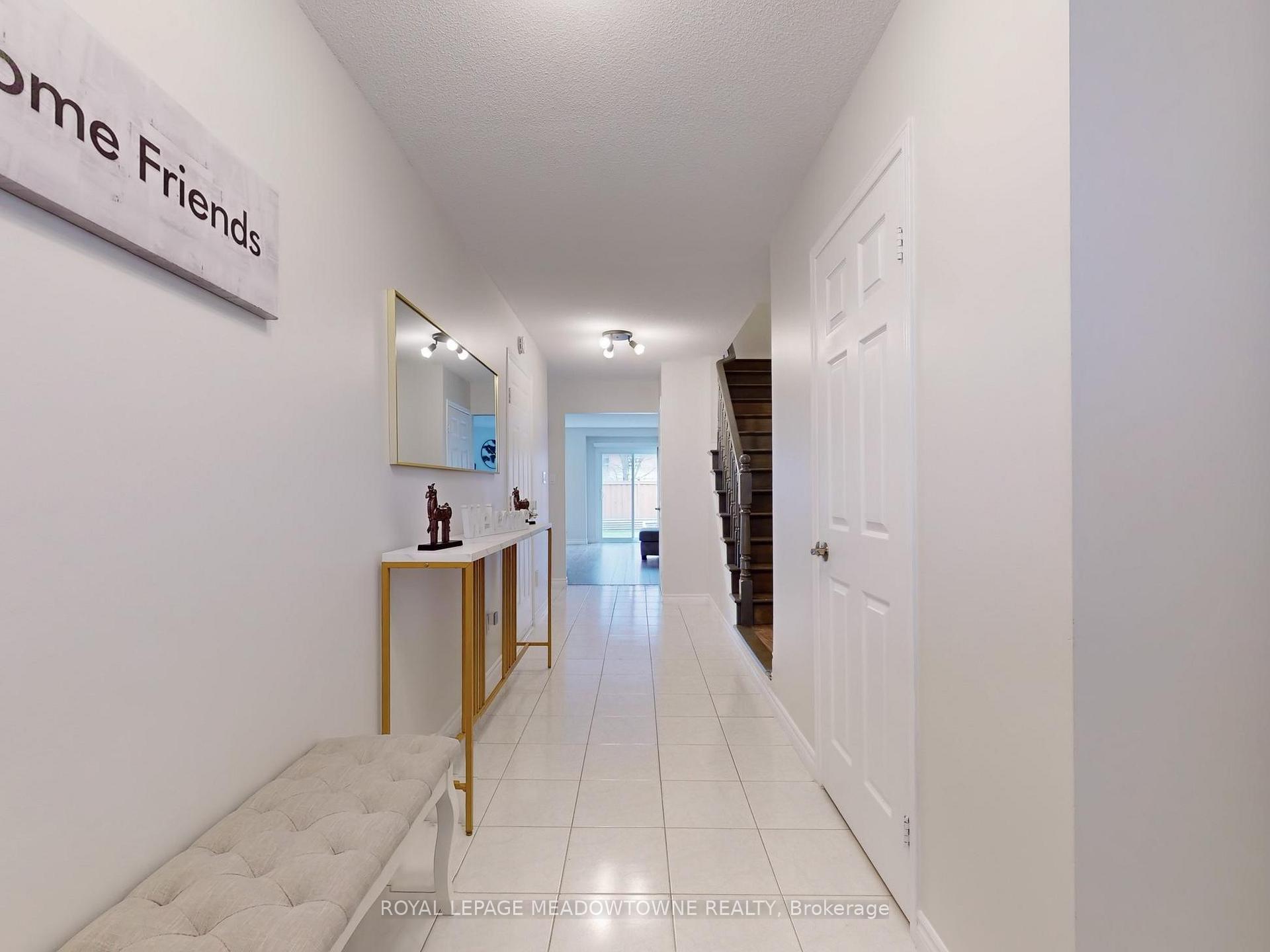 Photo 4 of 152 Essling Avenue, Hamilton, Crerar — HOMEH