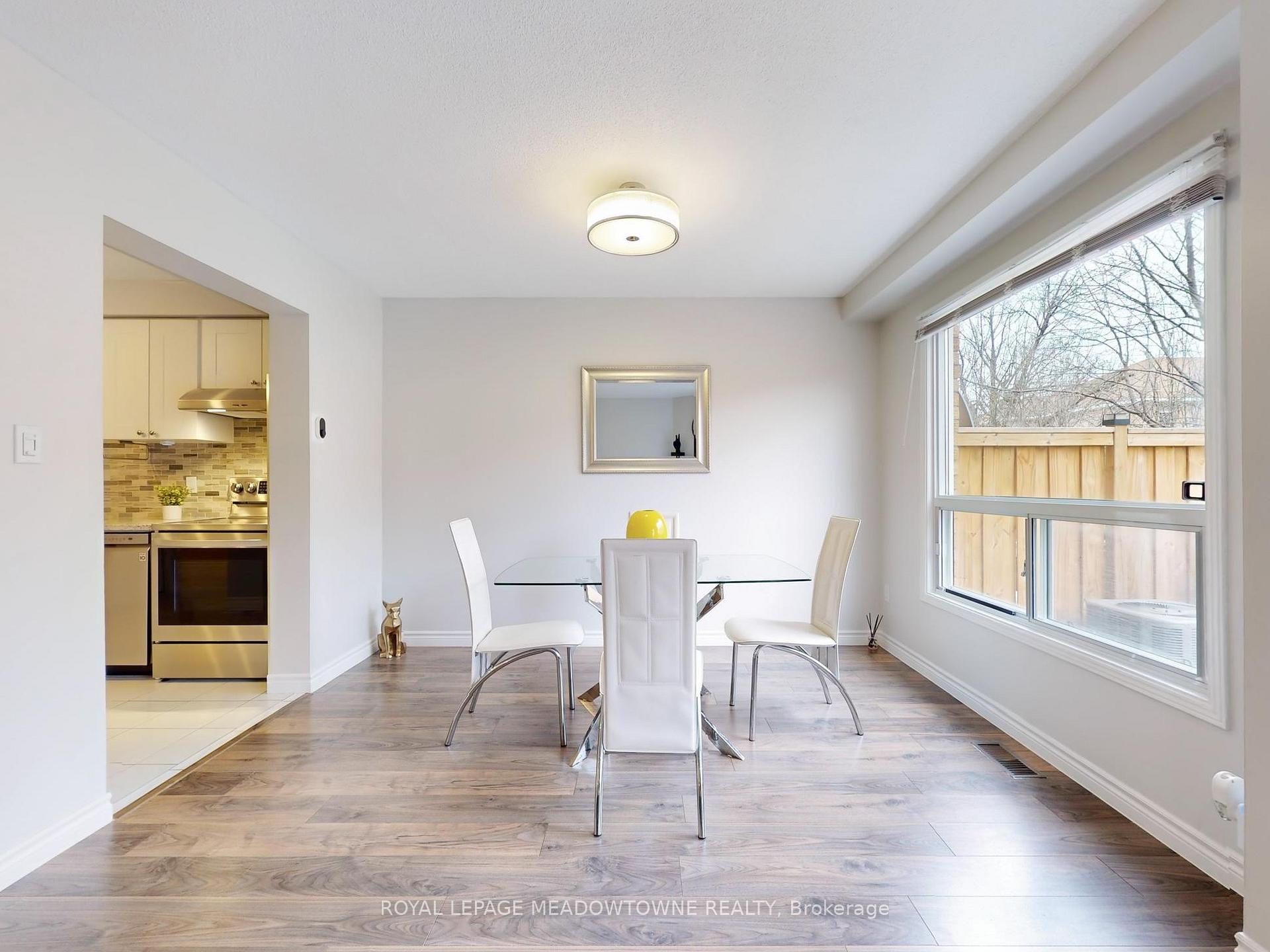 Photo 11 of 152 Essling Avenue, Hamilton, Crerar — HOMEH