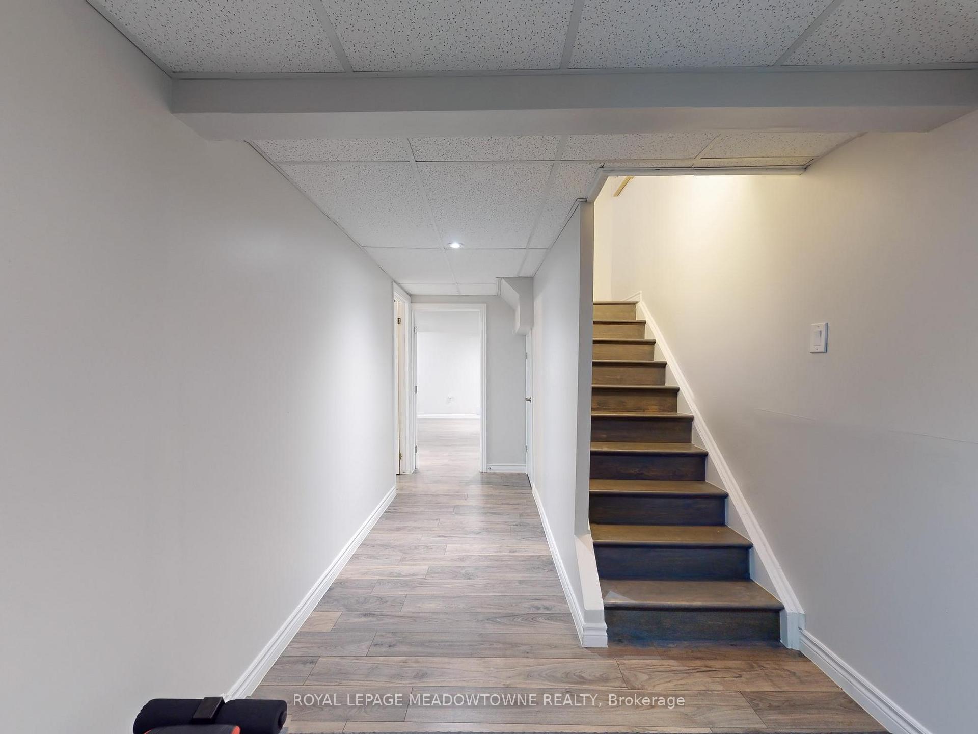 Photo 33 of 152 Essling Avenue, Hamilton, Crerar — HOMEH
