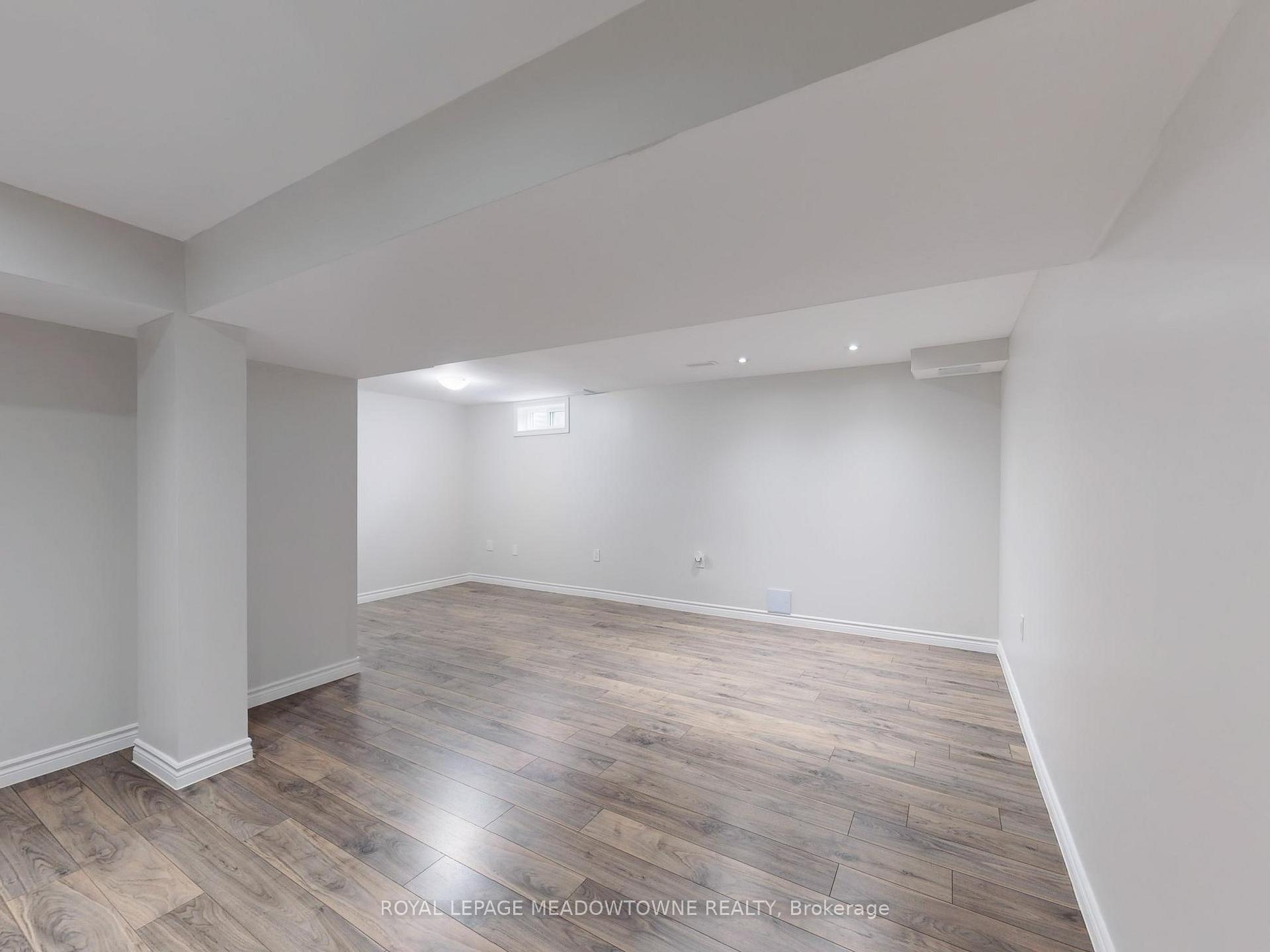 Photo 36 of 152 Essling Avenue, Hamilton, Crerar — HOMEH