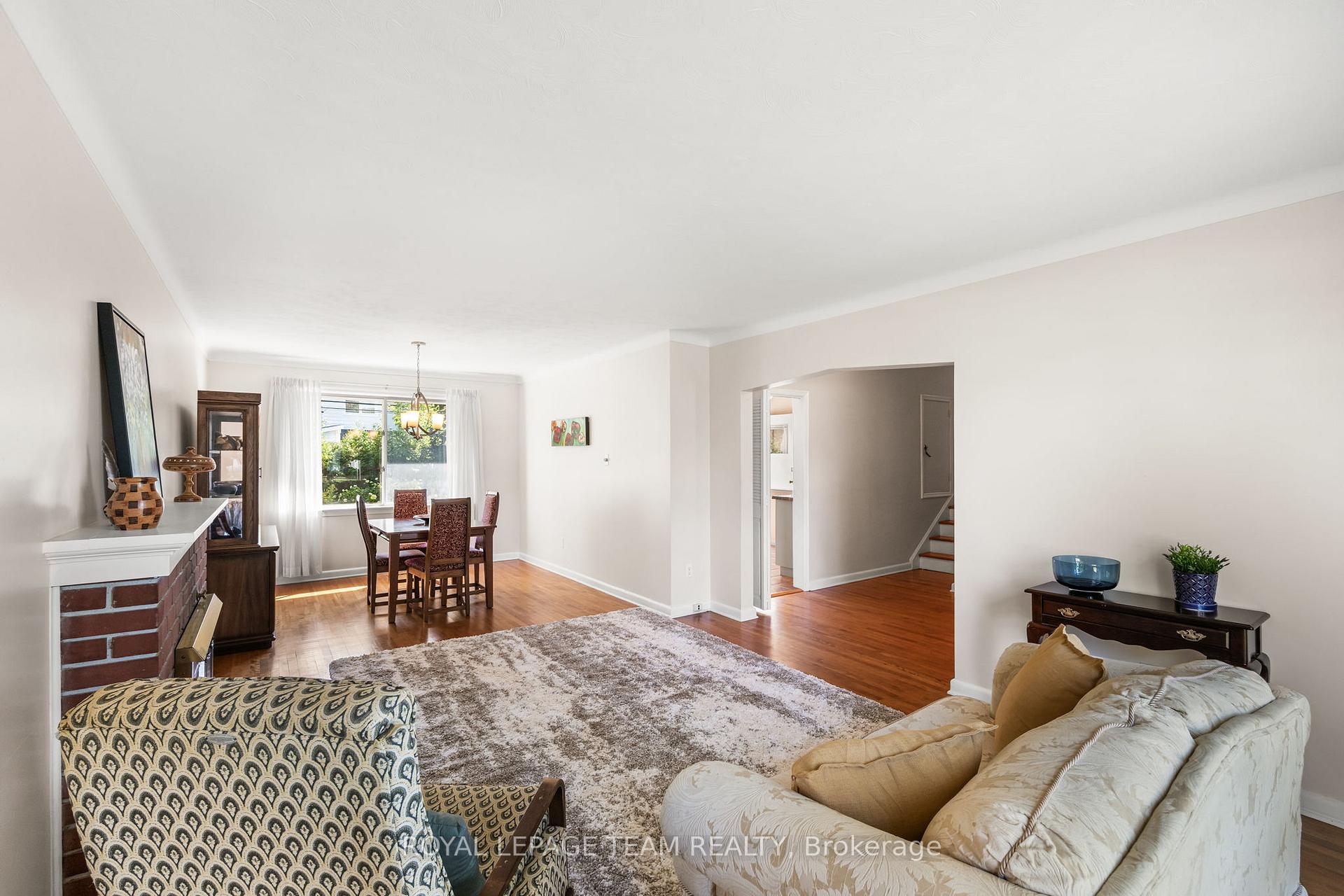 Photo 6 of 2184 Iris Street, Ottawa, Bel Air Park — HOMEH