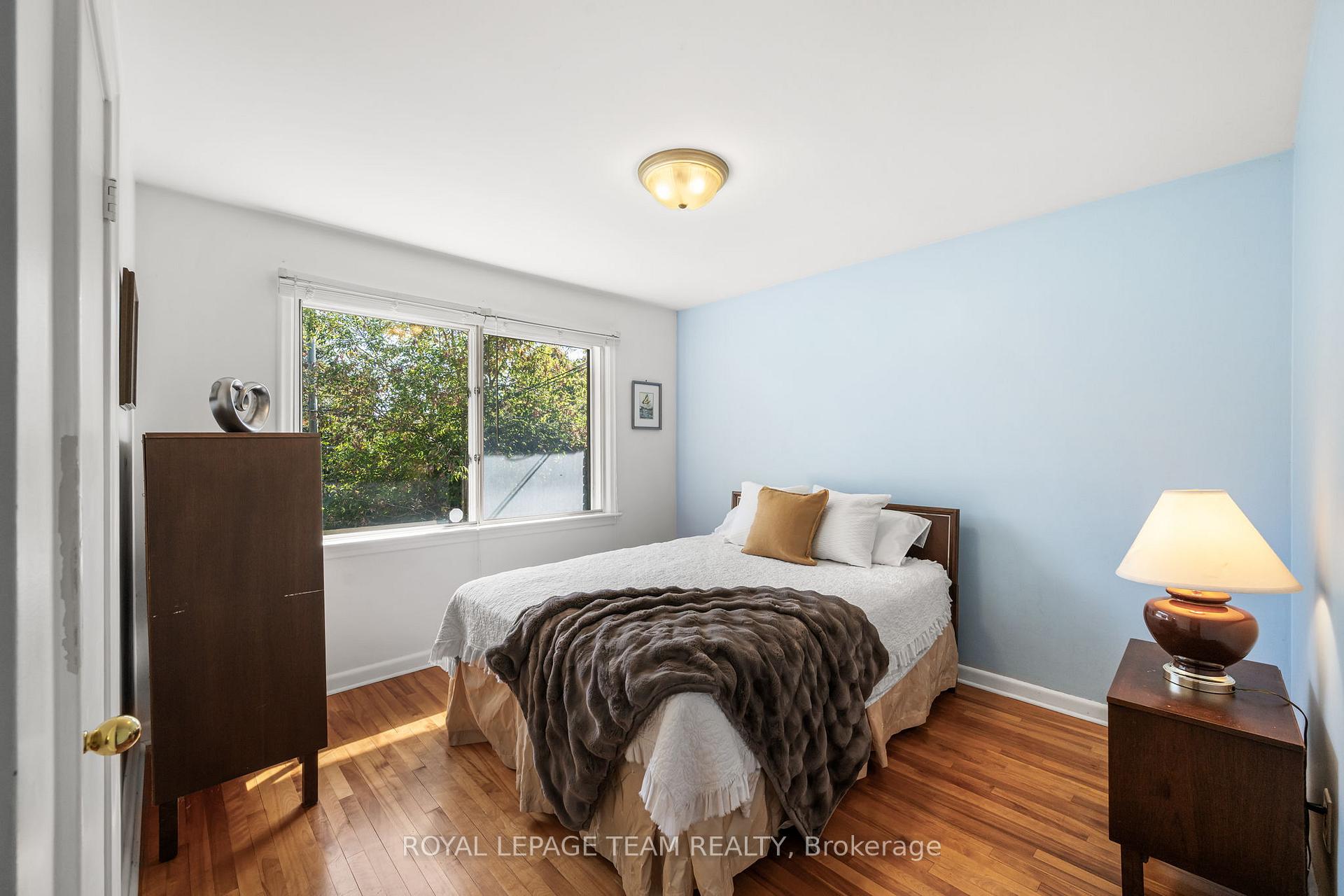 Photo 15 of 2184 Iris Street, Ottawa, Bel Air Park — HOMEH