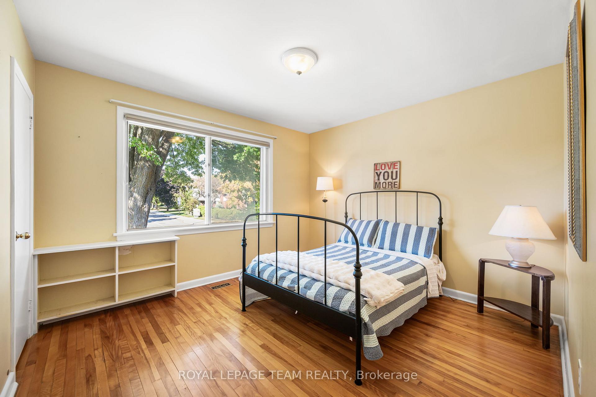 Photo 18 of 2184 Iris Street, Ottawa, Bel Air Park — HOMEH