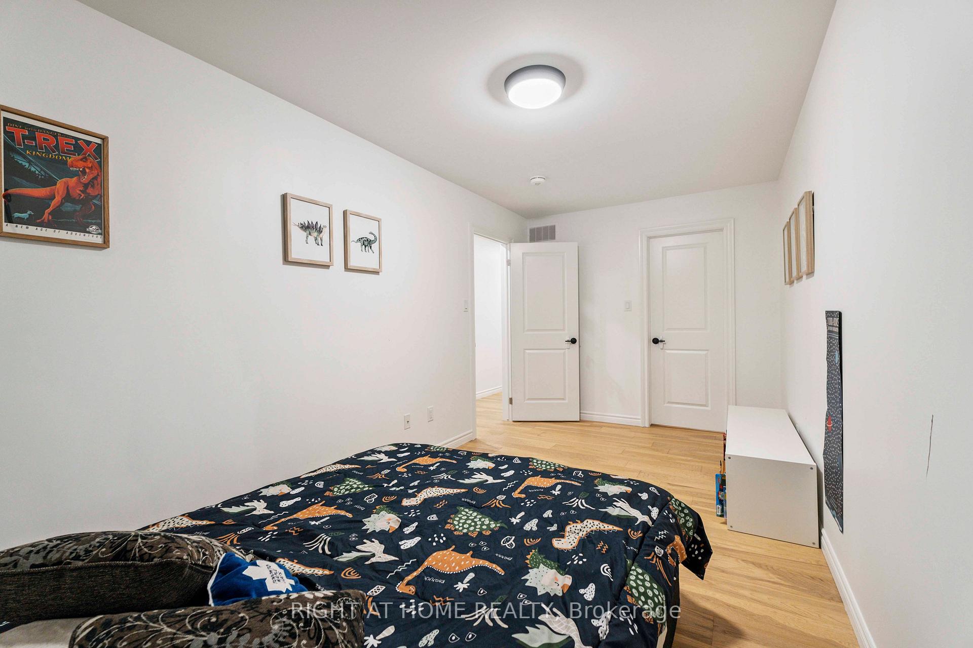 Photo 63 of 46 Durham Road, Hamilton, Stoney Creek — HOMEH