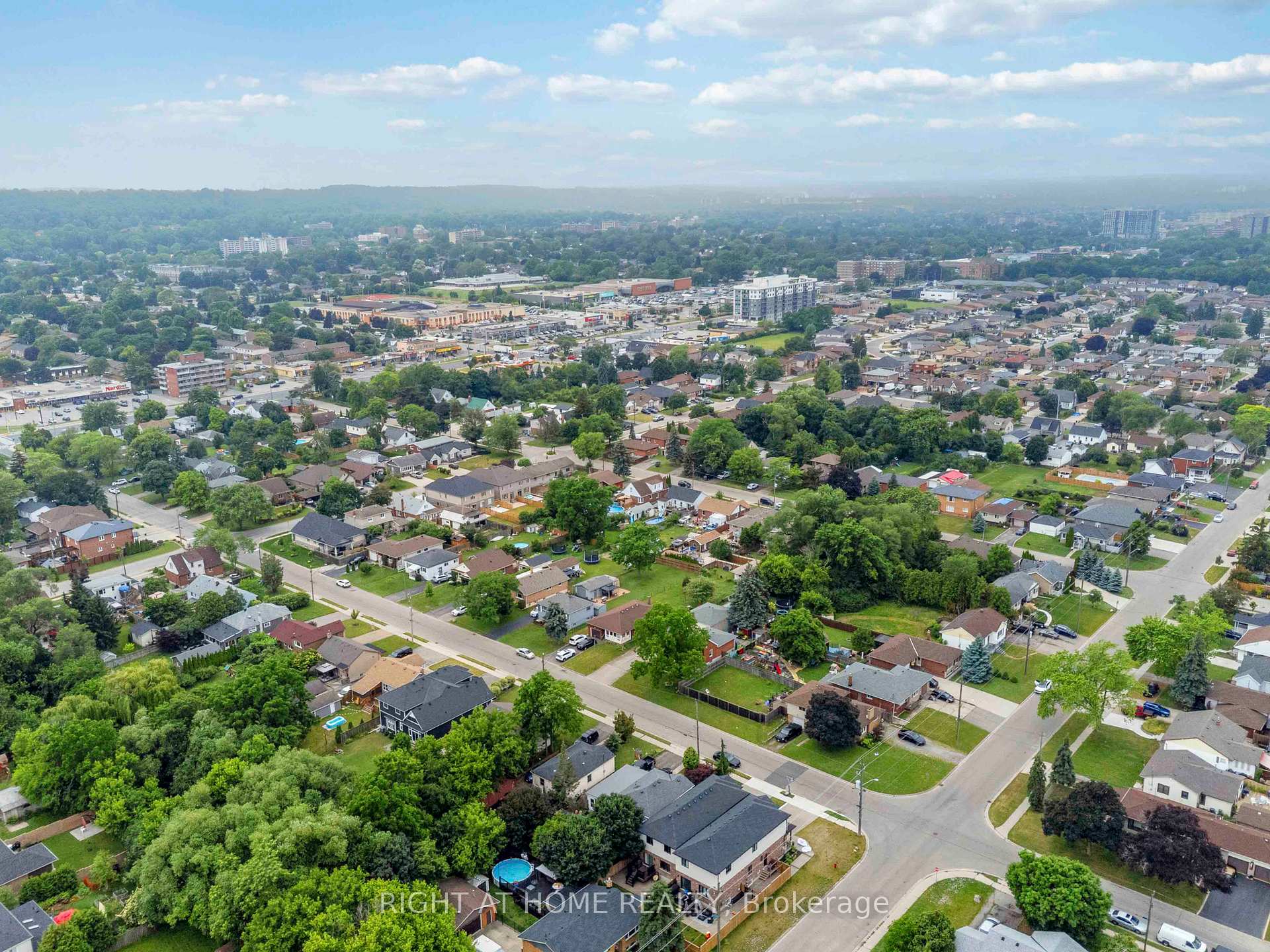 Photo 91 of 46 Durham Road, Hamilton, Stoney Creek — HOMEH