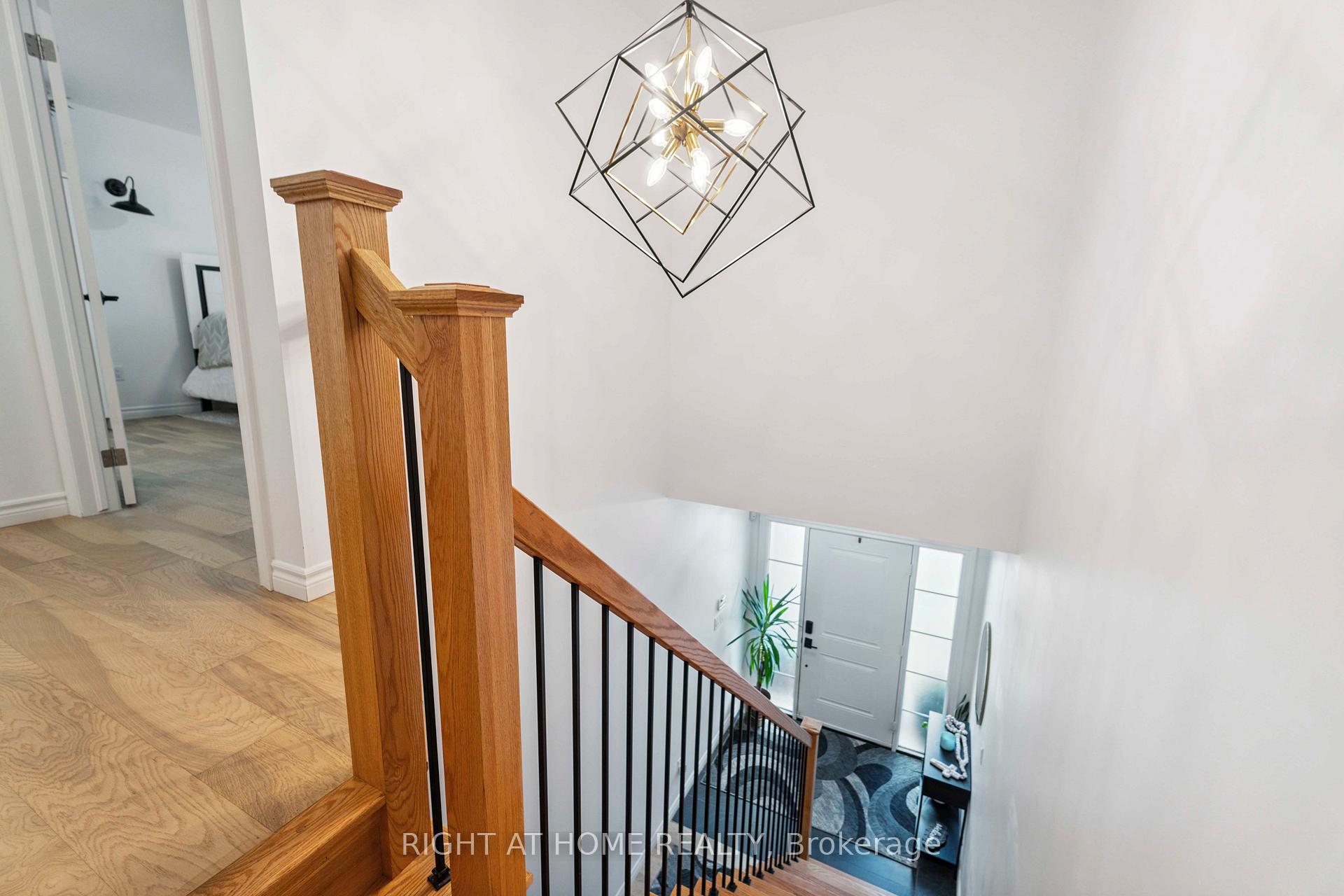 Photo 54 of 46 Durham Road, Hamilton, Stoney Creek — HOMEH
