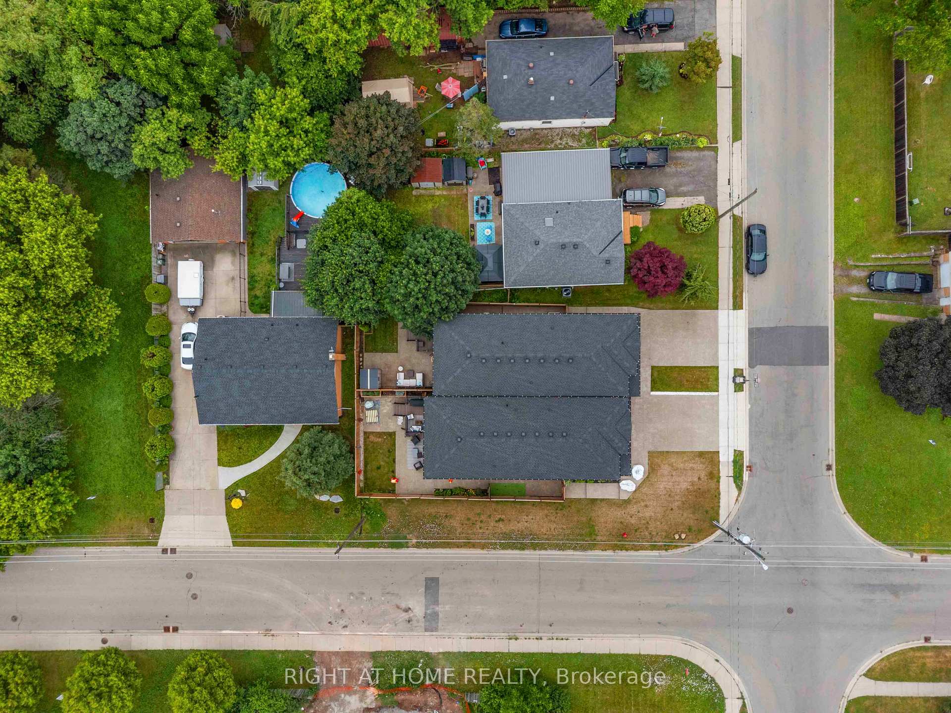 Photo 85 of 46 Durham Road, Hamilton, Stoney Creek — HOMEH