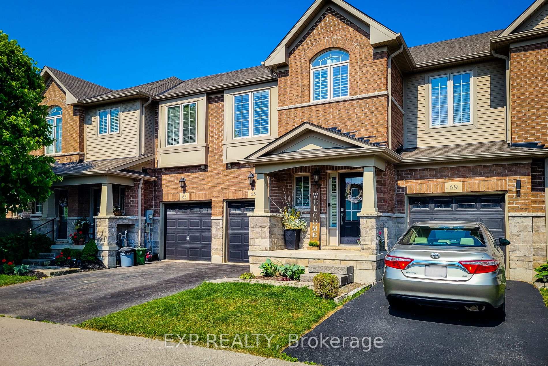 Photo 4 of 65 Royal Winter Drive, Hamilton, Binbrook — HOMEH