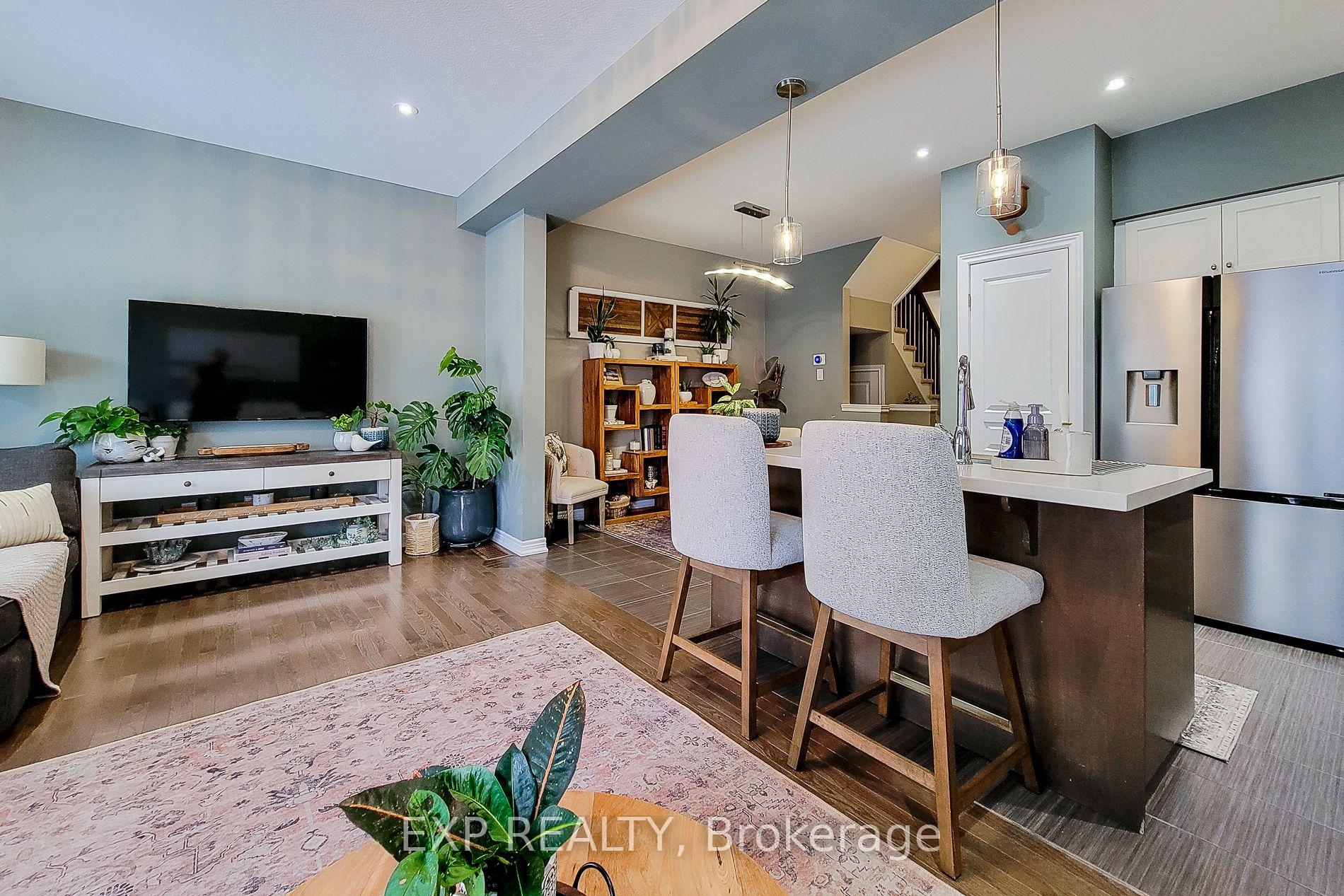 Photo 10 of 65 Royal Winter Drive, Hamilton, Binbrook — HOMEH