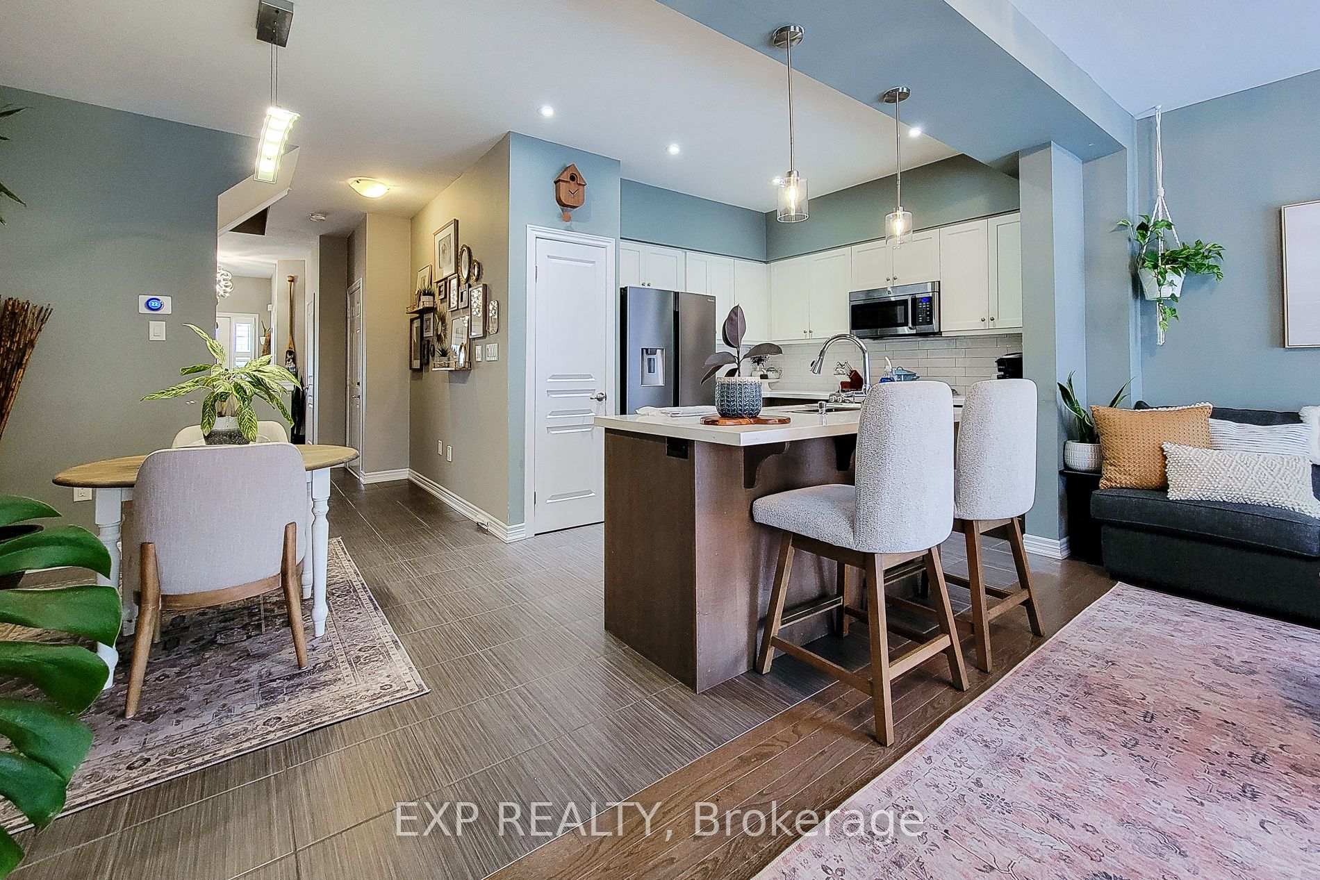 Photo 12 of 65 Royal Winter Drive, Hamilton, Binbrook — HOMEH