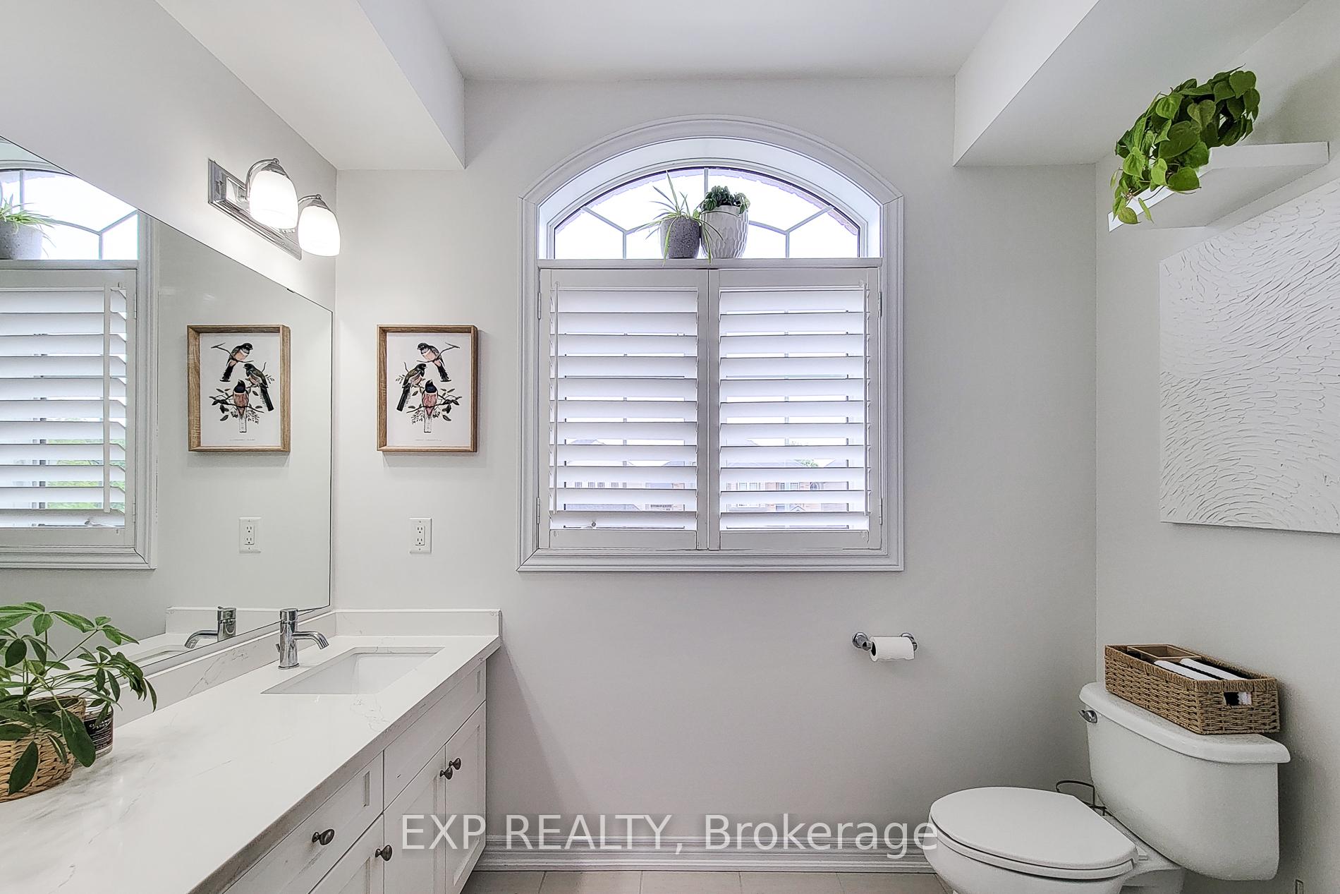 Photo 20 of 65 Royal Winter Drive, Hamilton, Binbrook — HOMEH