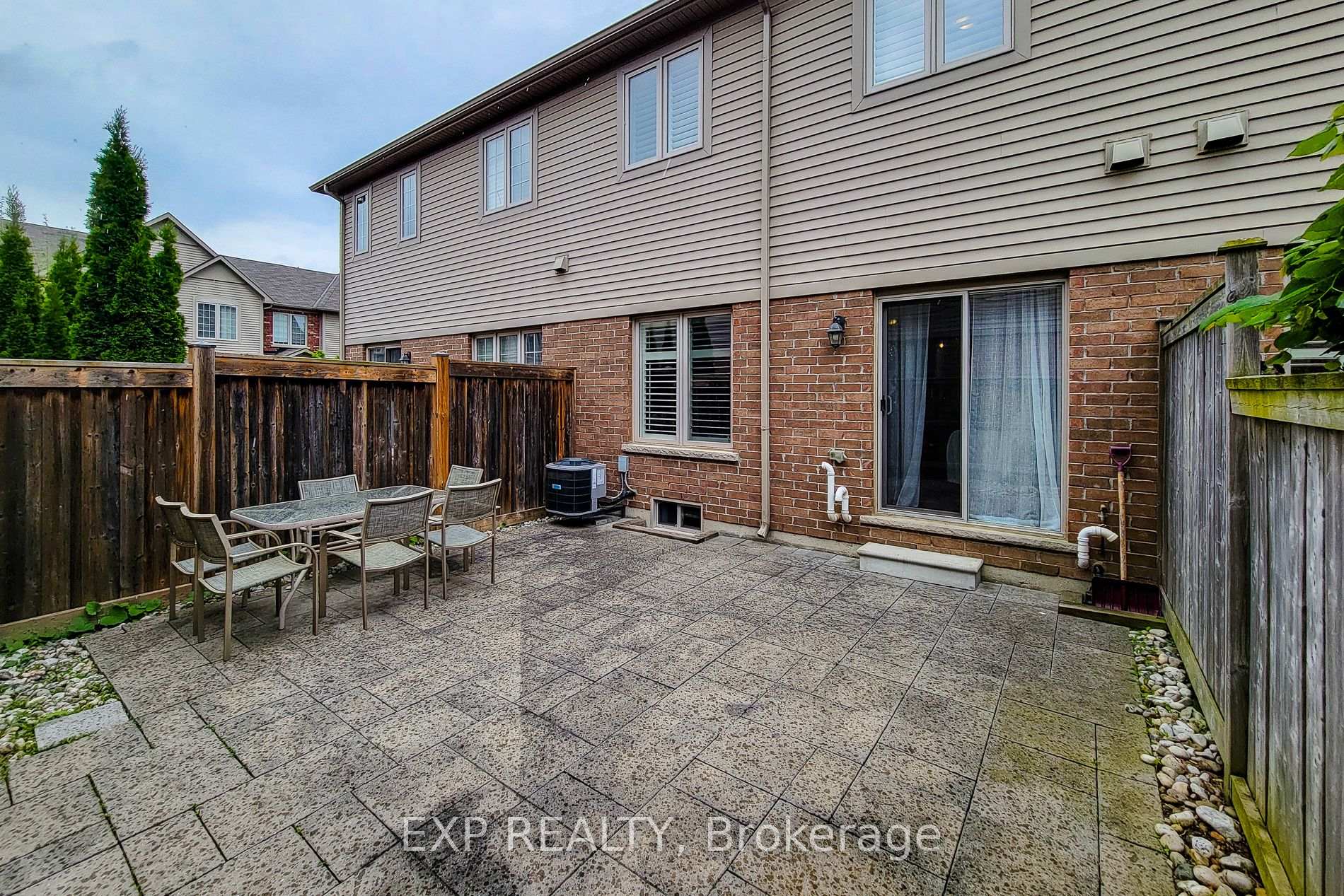 Photo 34 of 65 Royal Winter Drive, Hamilton, Binbrook — HOMEH