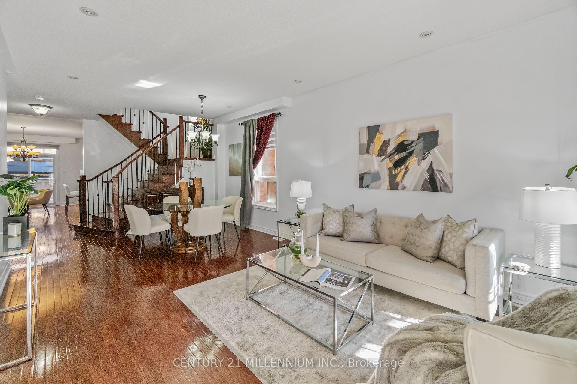 Photo 5 of 28 Powell Drive, Brampton, Sandringham-Wellington — HOMEH