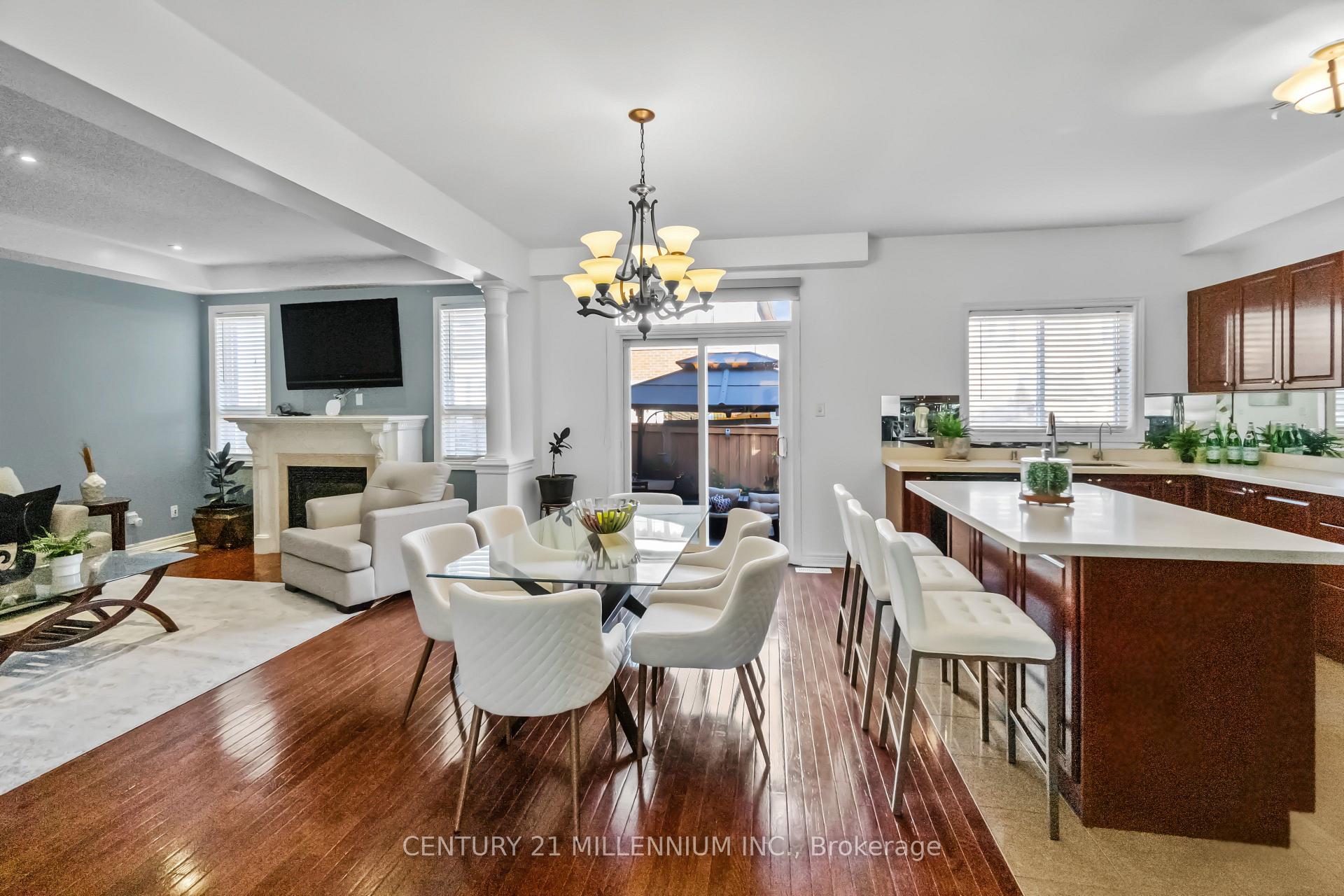 Photo 14 of 28 Powell Drive, Brampton, Sandringham-Wellington — HOMEH