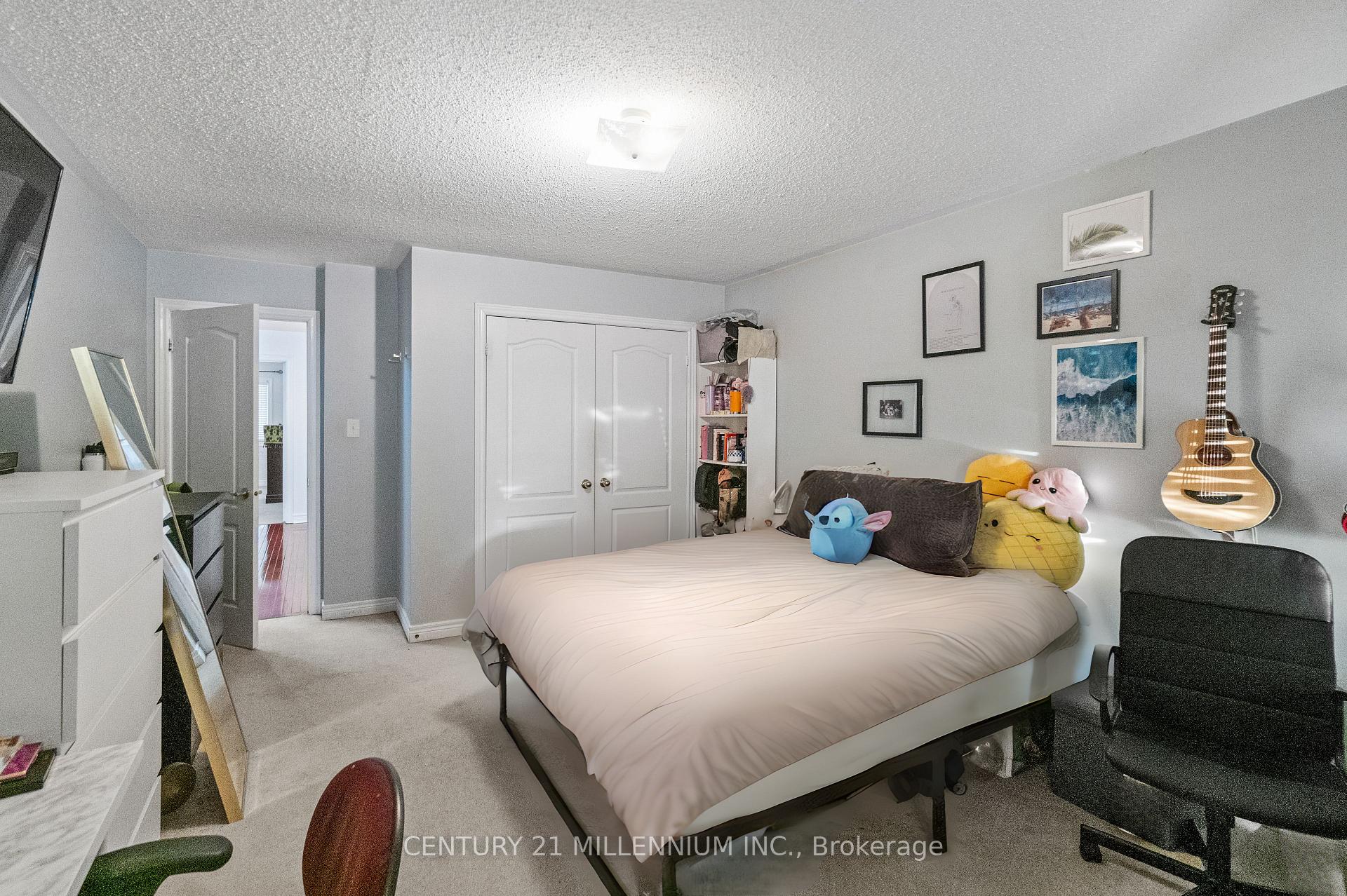 Photo 26 of 28 Powell Drive, Brampton, Sandringham-Wellington — HOMEH