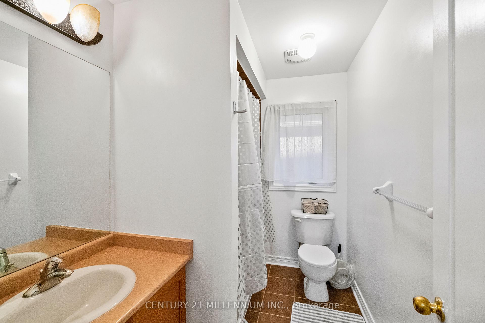Photo 28 of 28 Powell Drive, Brampton, Sandringham-Wellington — HOMEH