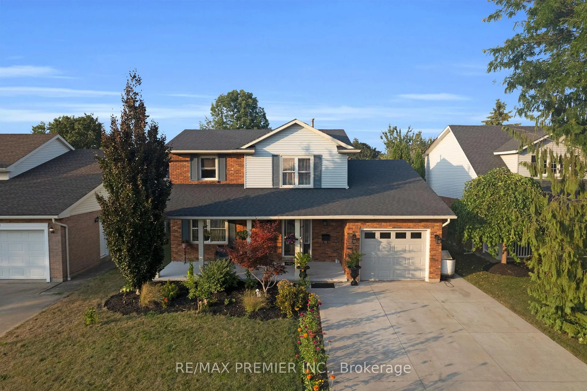 Photo 2 of 12 The Meadows, St. Catharines, Lakeport — HOMEH