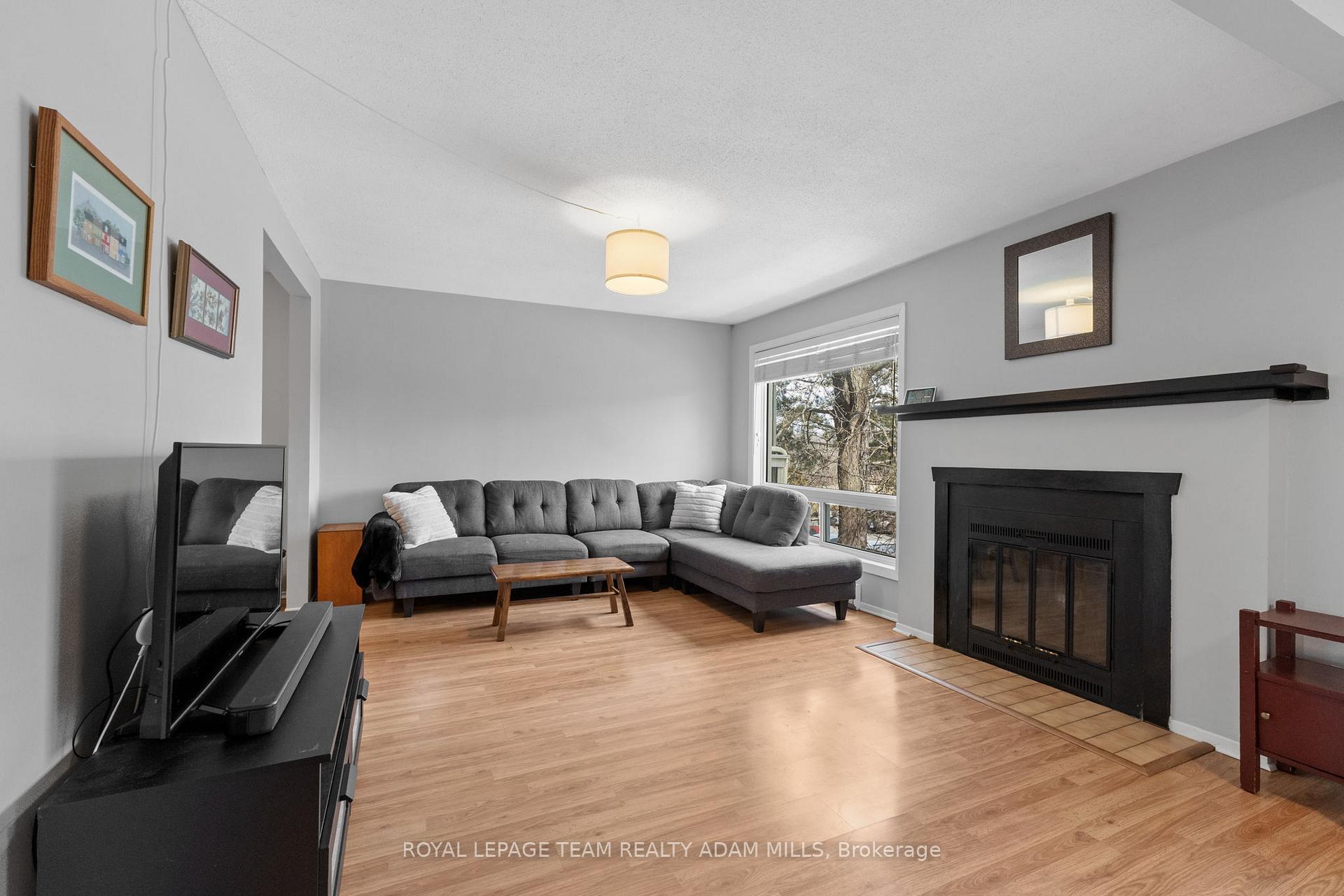 Photo 9 of Unit 13B, 766 St. Andre Drive, Ottawa, Hiawatha Park/Convent Glen — HOMEH