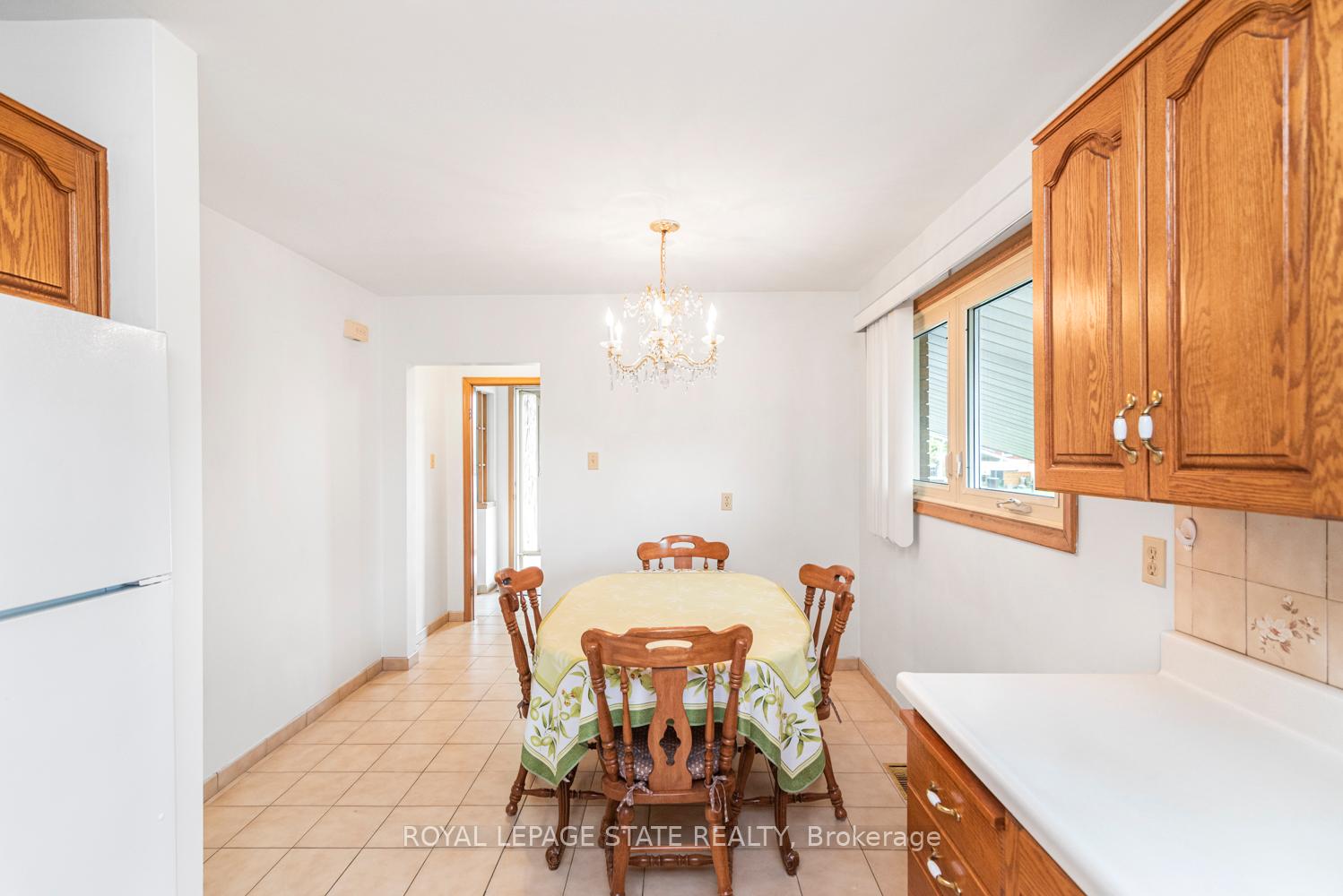 Photo 8 of 30 Greeningdon Drive, Hamilton, Greeningdon — HOMEH