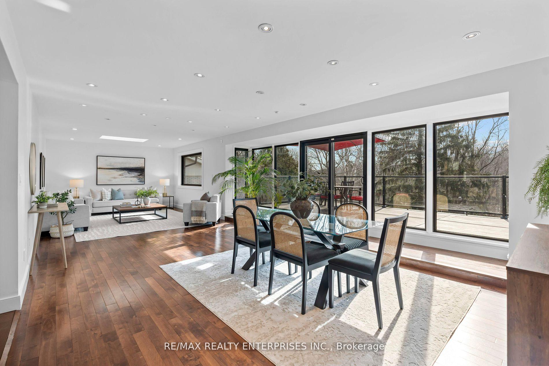 Photo 5 of 75 Robinhood Drive, Hamilton, Dundas — HOMEH