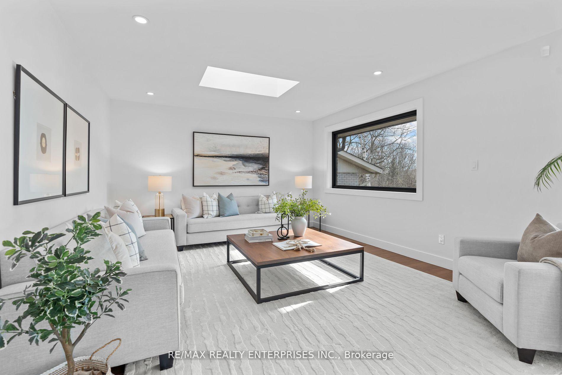 Photo 9 of 75 Robinhood Drive, Hamilton, Dundas — HOMEH