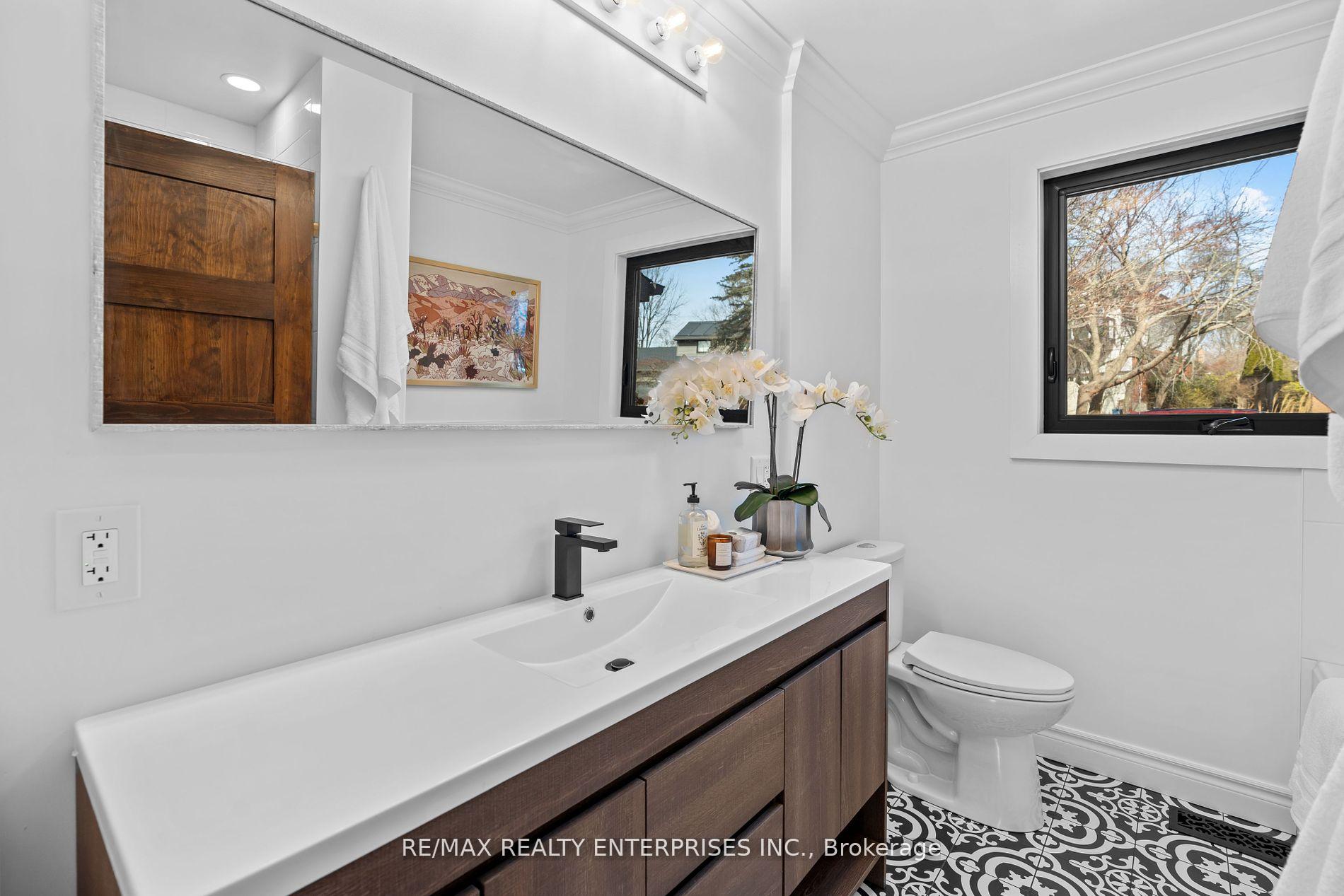 Photo 14 of 75 Robinhood Drive, Hamilton, Dundas — HOMEH
