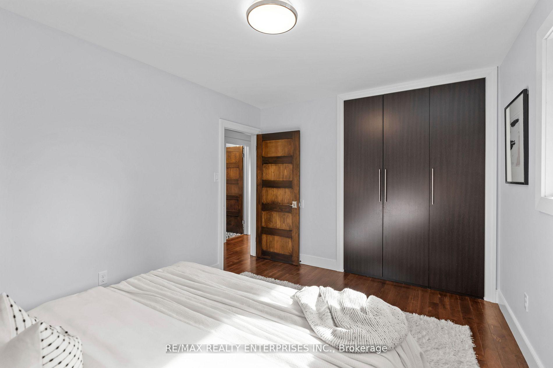 Photo 18 of 75 Robinhood Drive, Hamilton, Dundas — HOMEH