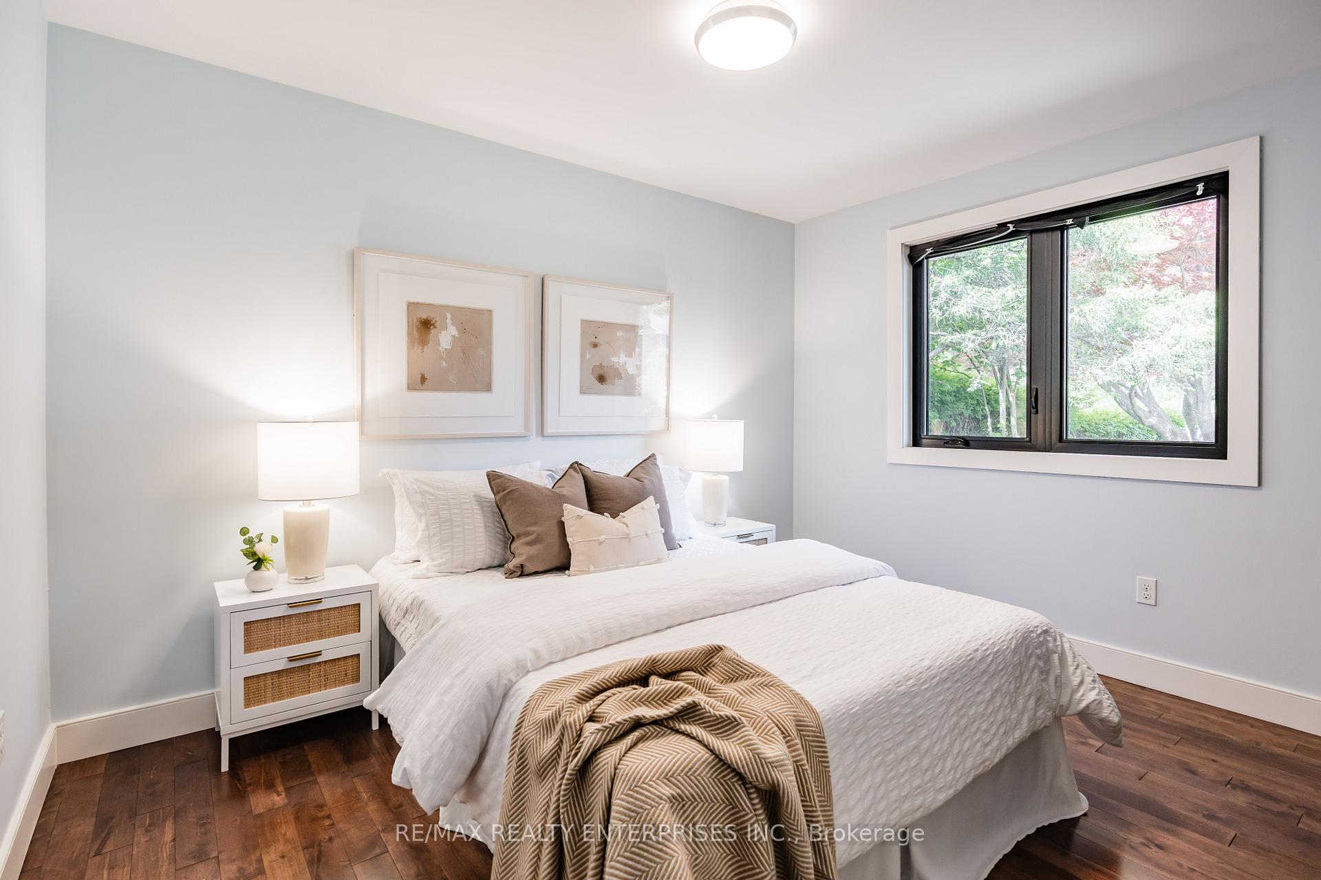 Photo 19 of 75 Robinhood Drive, Hamilton, Dundas — HOMEH