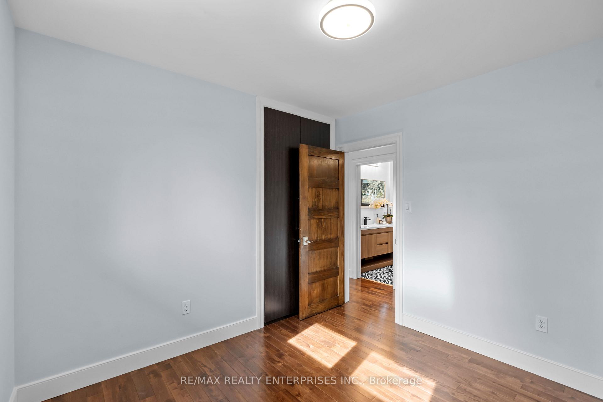 Photo 22 of 75 Robinhood Drive, Hamilton, Dundas — HOMEH
