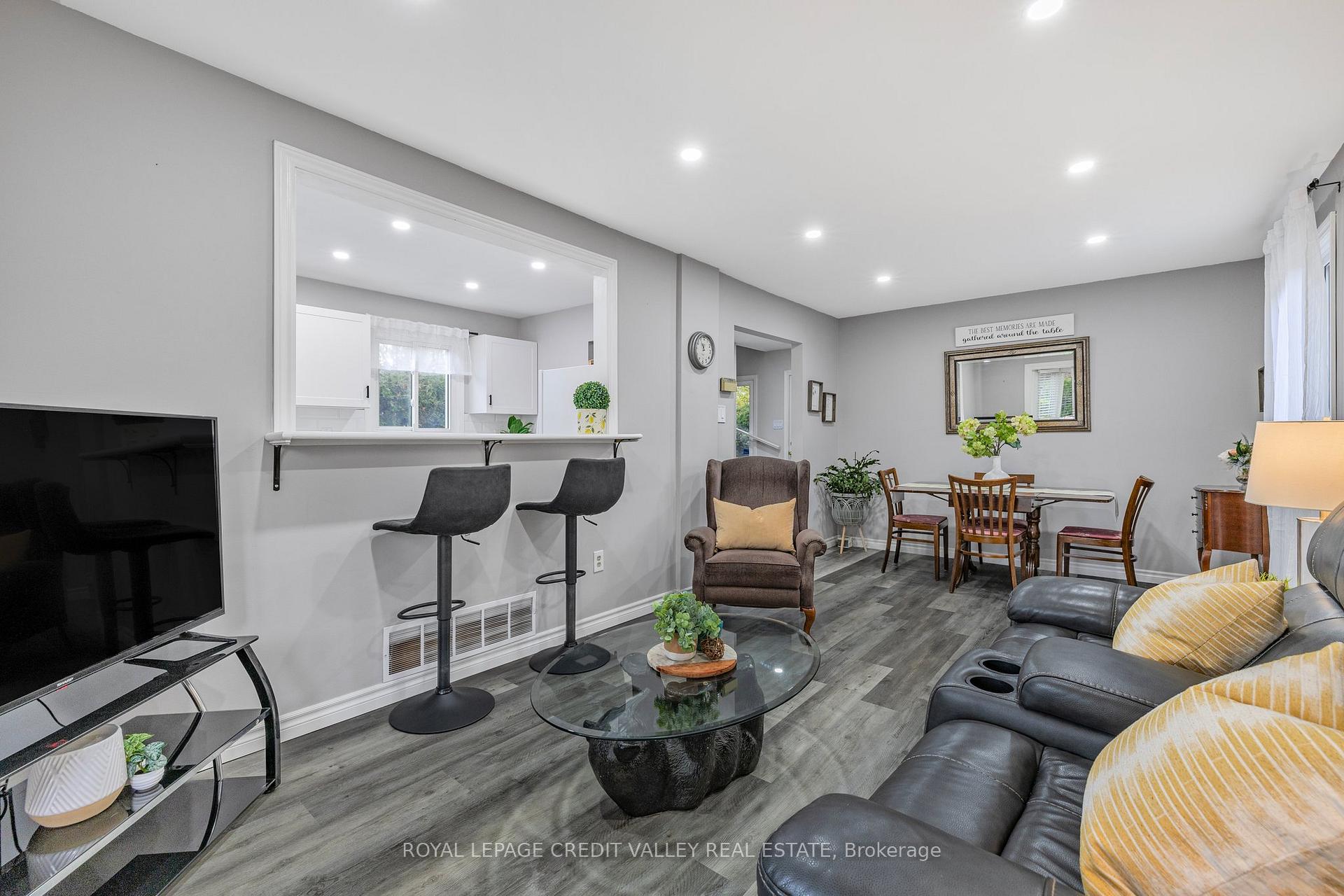 Photo 24 of 65 Martindale Crescent, Brampton, Brampton West — HOMEH
