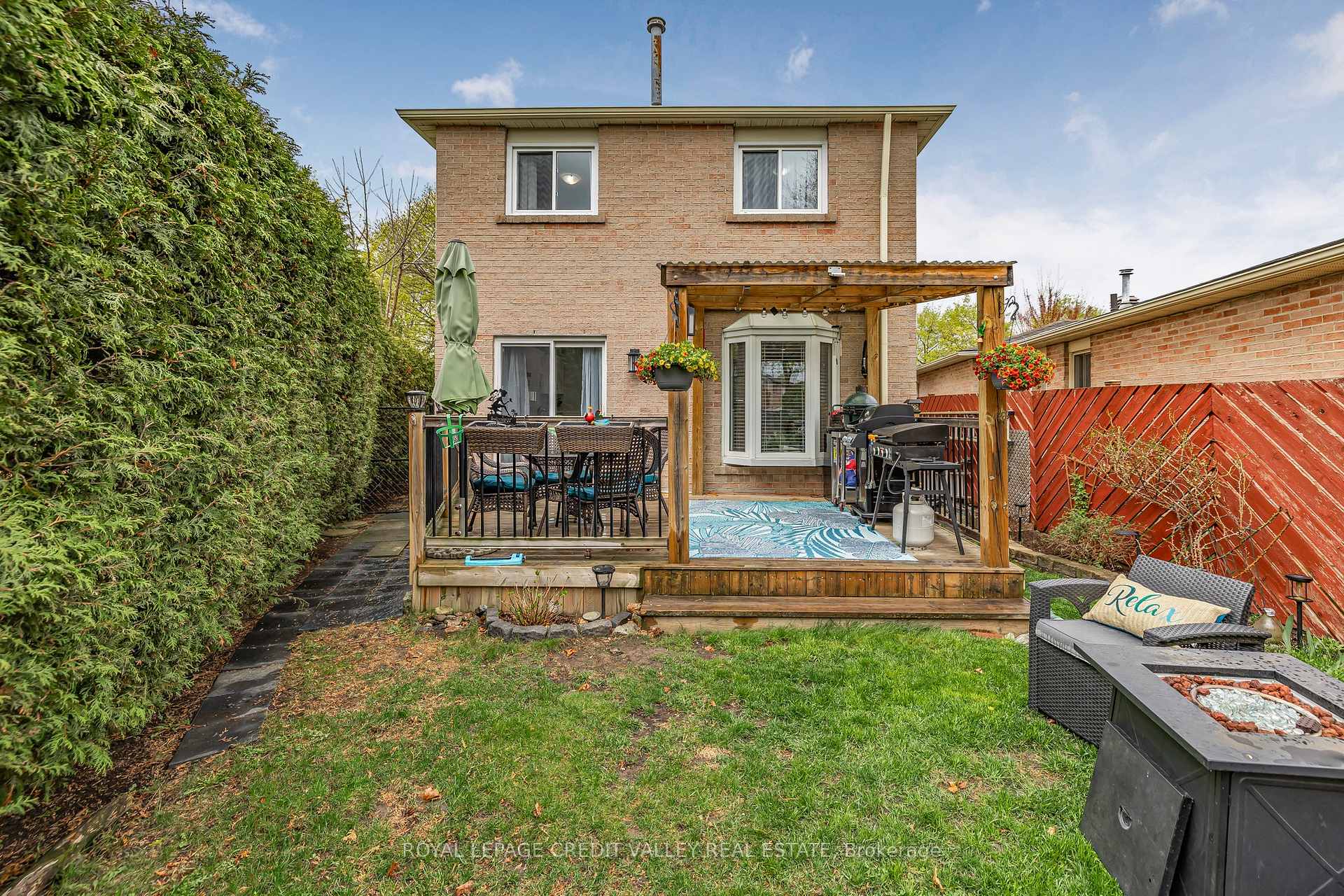 Photo 26 of 65 Martindale Crescent, Brampton, Brampton West — HOMEH