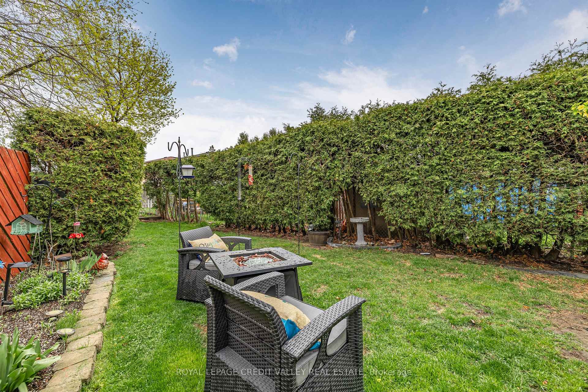 Photo 29 of 65 Martindale Crescent, Brampton, Brampton West — HOMEH