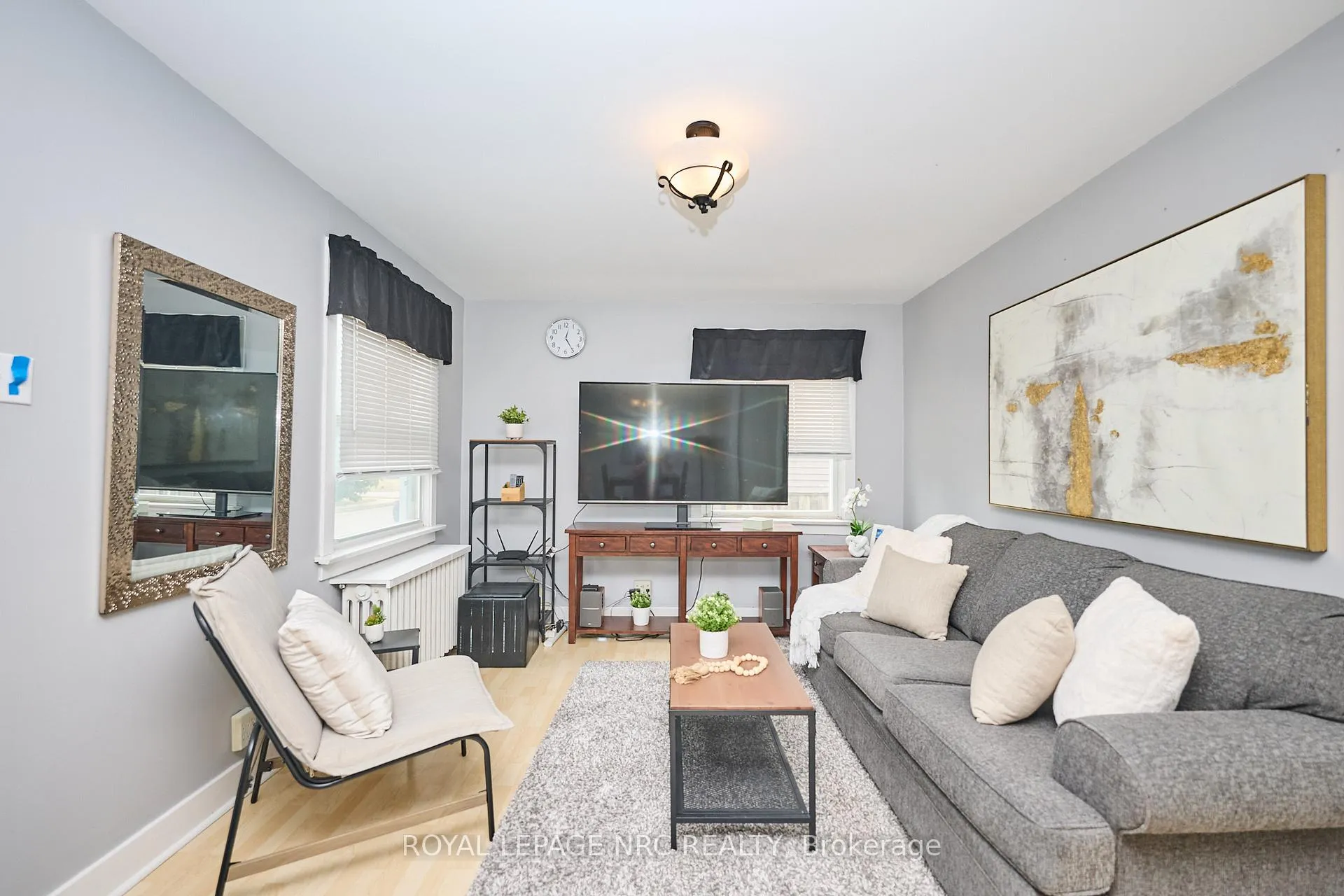 Photo 4 of 8 Woodburn Avenue, St. Catharines, Oakdale — HOMEH