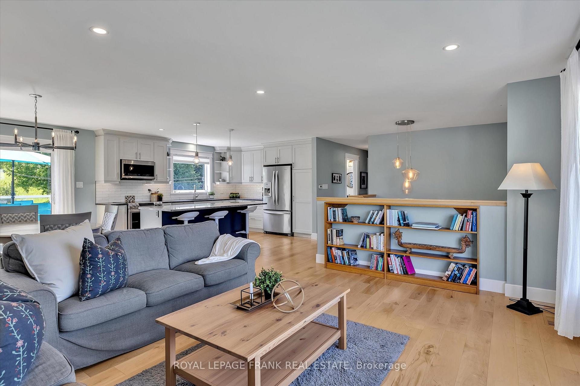 Photo 11 of 796 Canal Road, Douro-Dummer — HOMEH