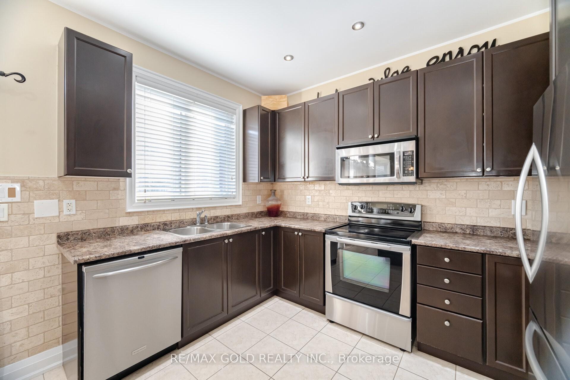 Photo 6 of 36 Edenfield Street, Brampton, Sandringham-Wellington — HOMEH