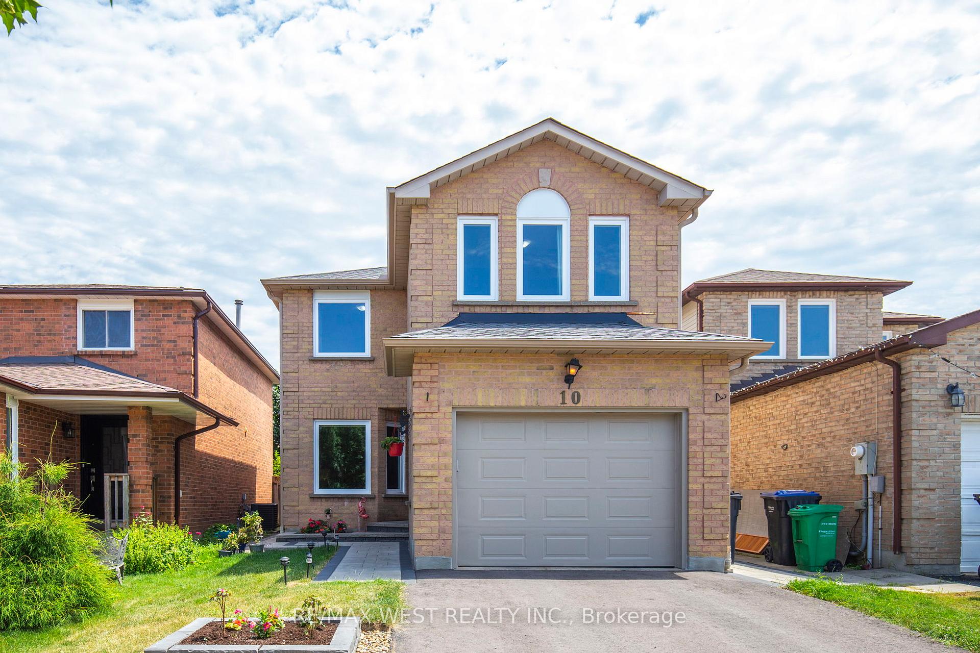 Photo 1 of 10 Horsham Street, Brampton, Brampton West — HOMEH