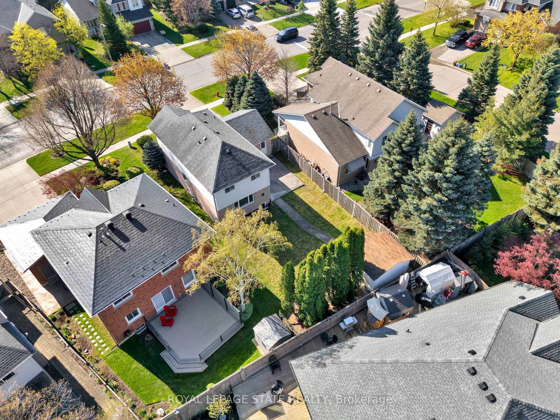 Photo 2 of 60 Kitty Murray Lane, Hamilton, Ancaster — HOMEH