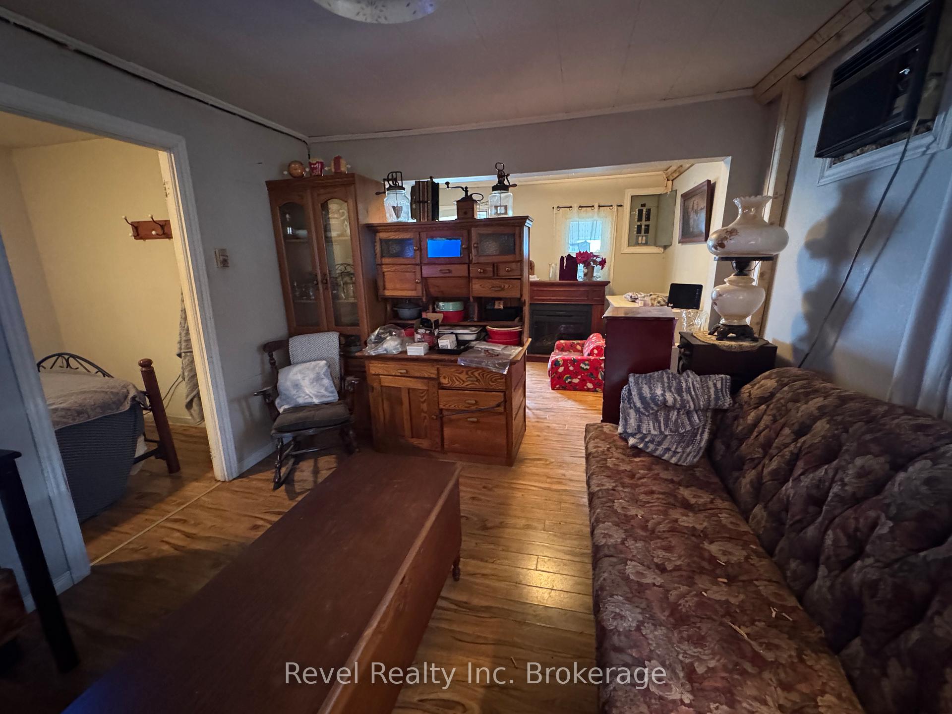Photo 7 of 171 Sixth Street, Mattawa — HOMEH