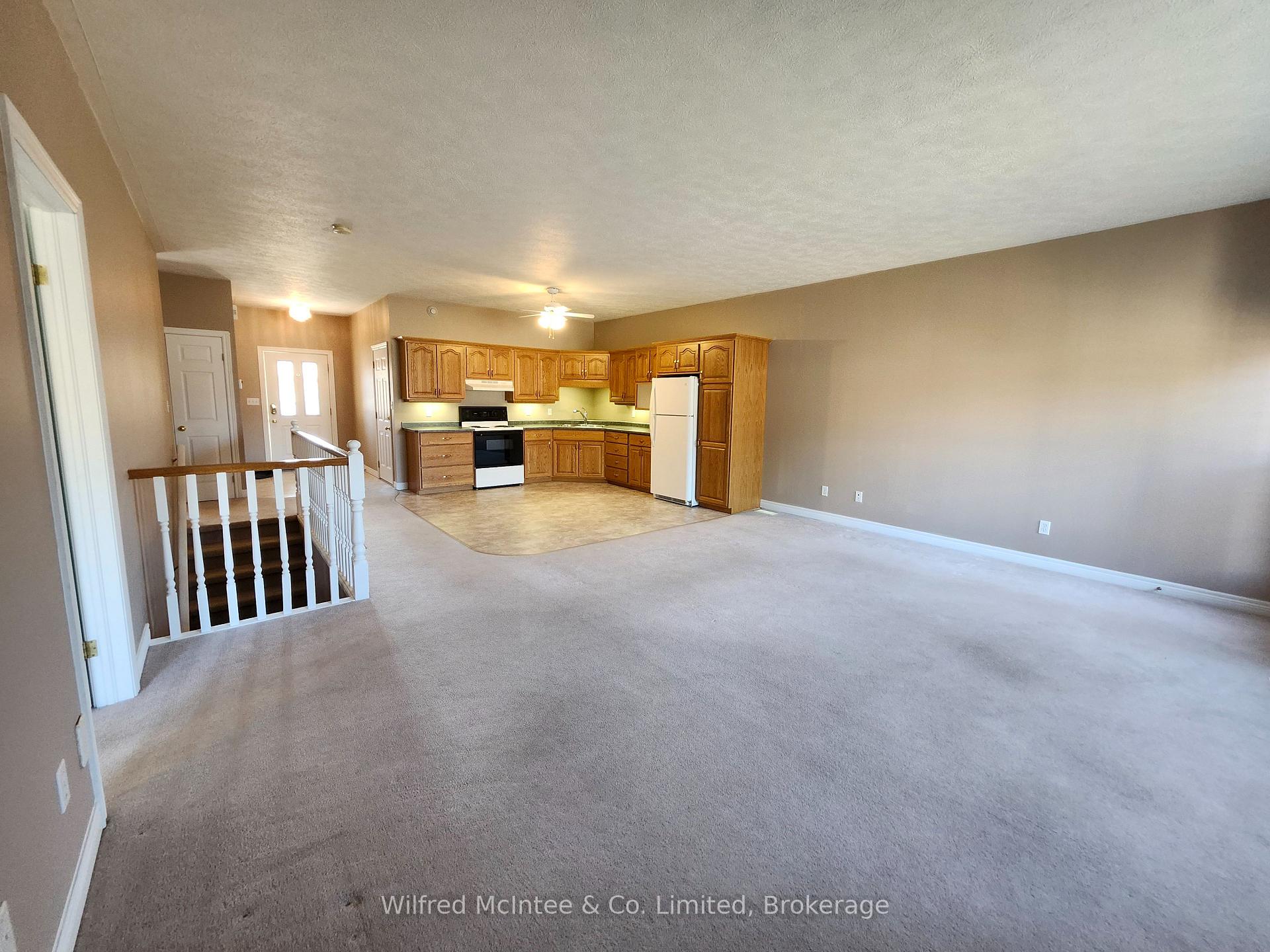 Photo 5 of 311 Martha Street, Goderich, Goderich (Town) — HOMEH