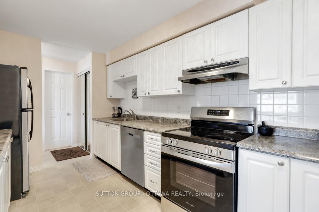 Photo 9 of Unit 62B, 794 St. Andre Drive, Ottawa, Hiawatha Park/Convent Glen — HOMEH