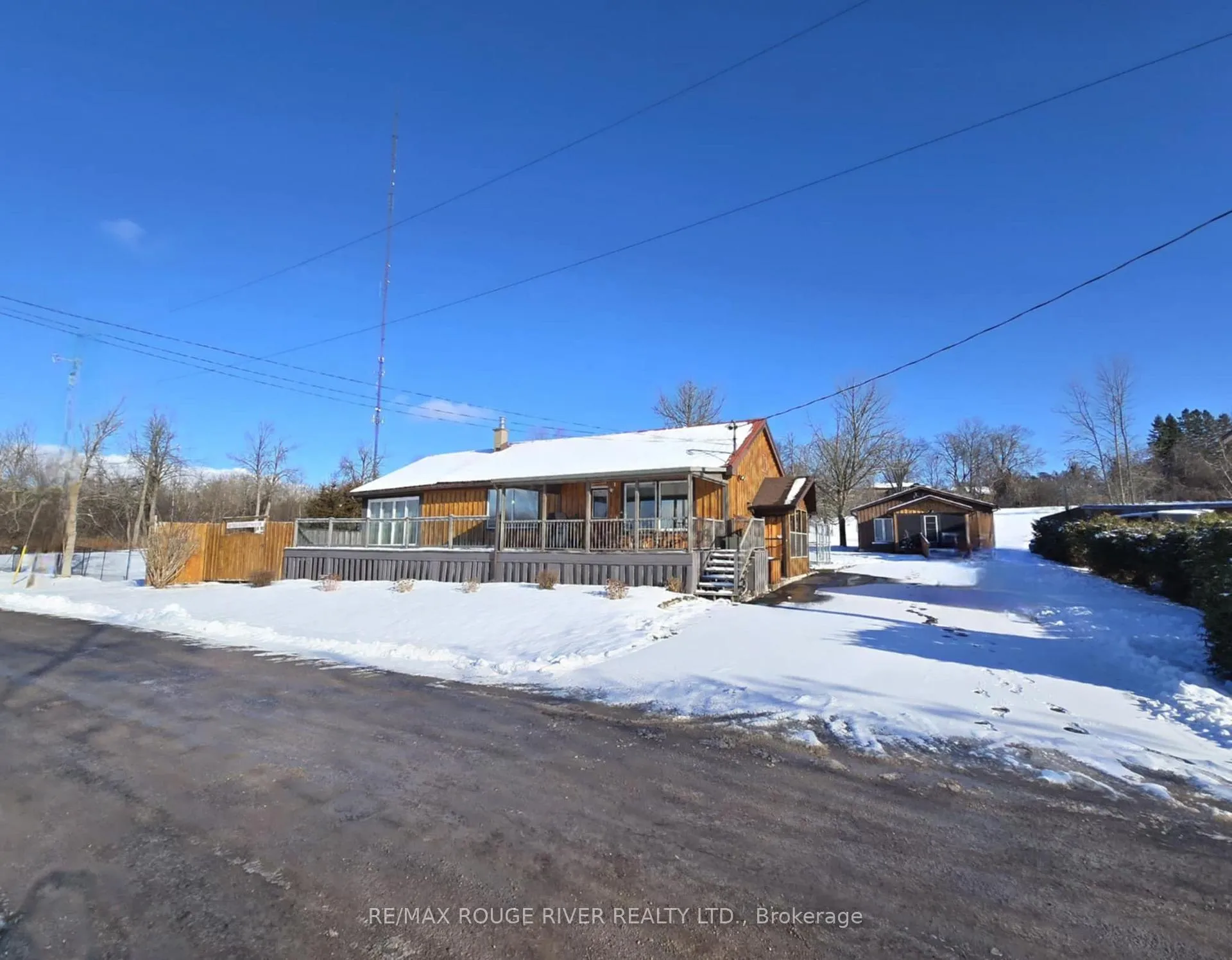 Photo 4 of 810 Canal Road, Douro-Dummer — HOMEH