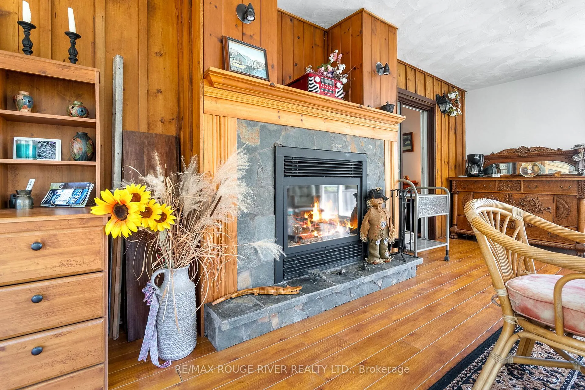 Photo 20 of 810 Canal Road, Douro-Dummer — HOMEH
