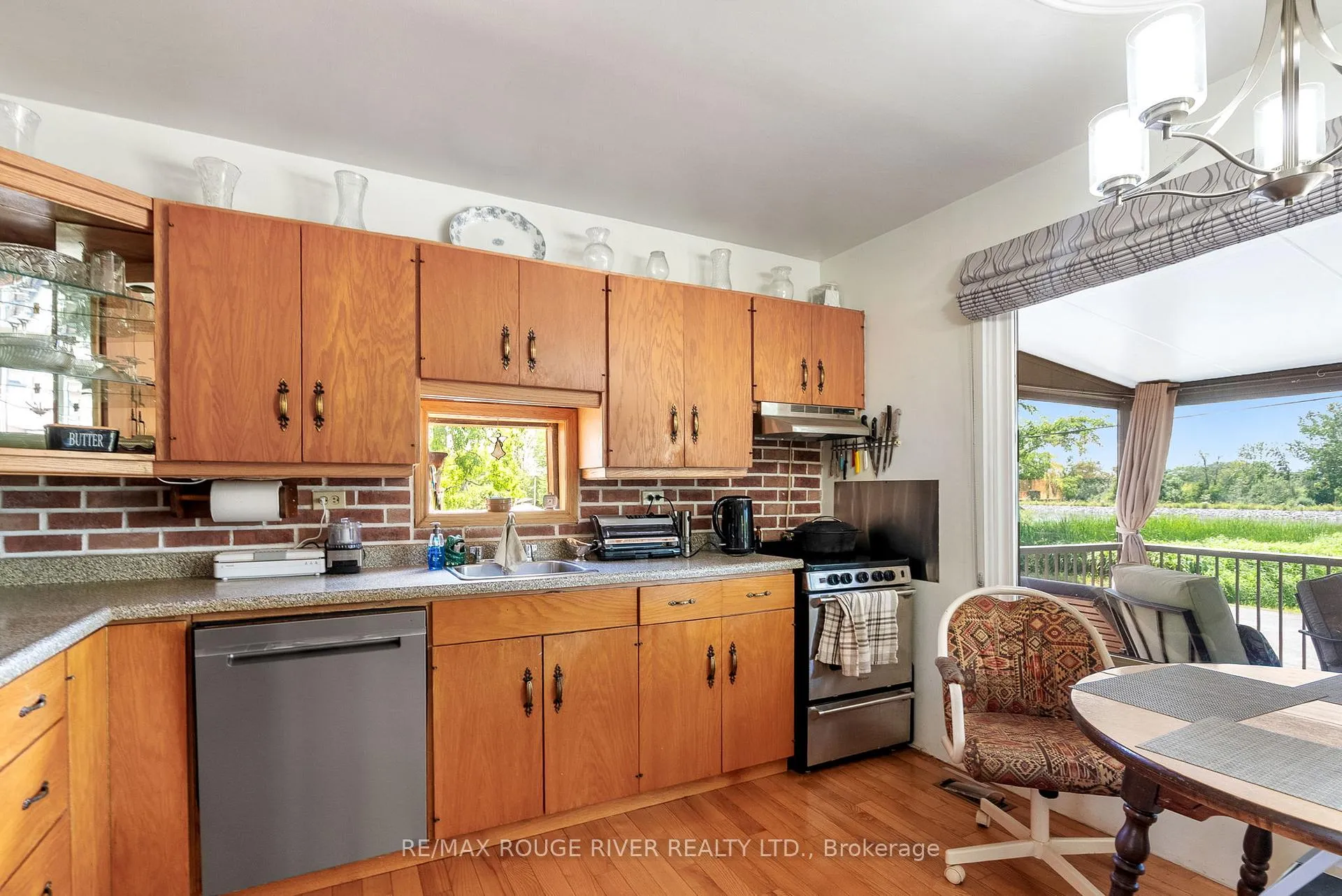Photo 25 of 810 Canal Road, Douro-Dummer — HOMEH