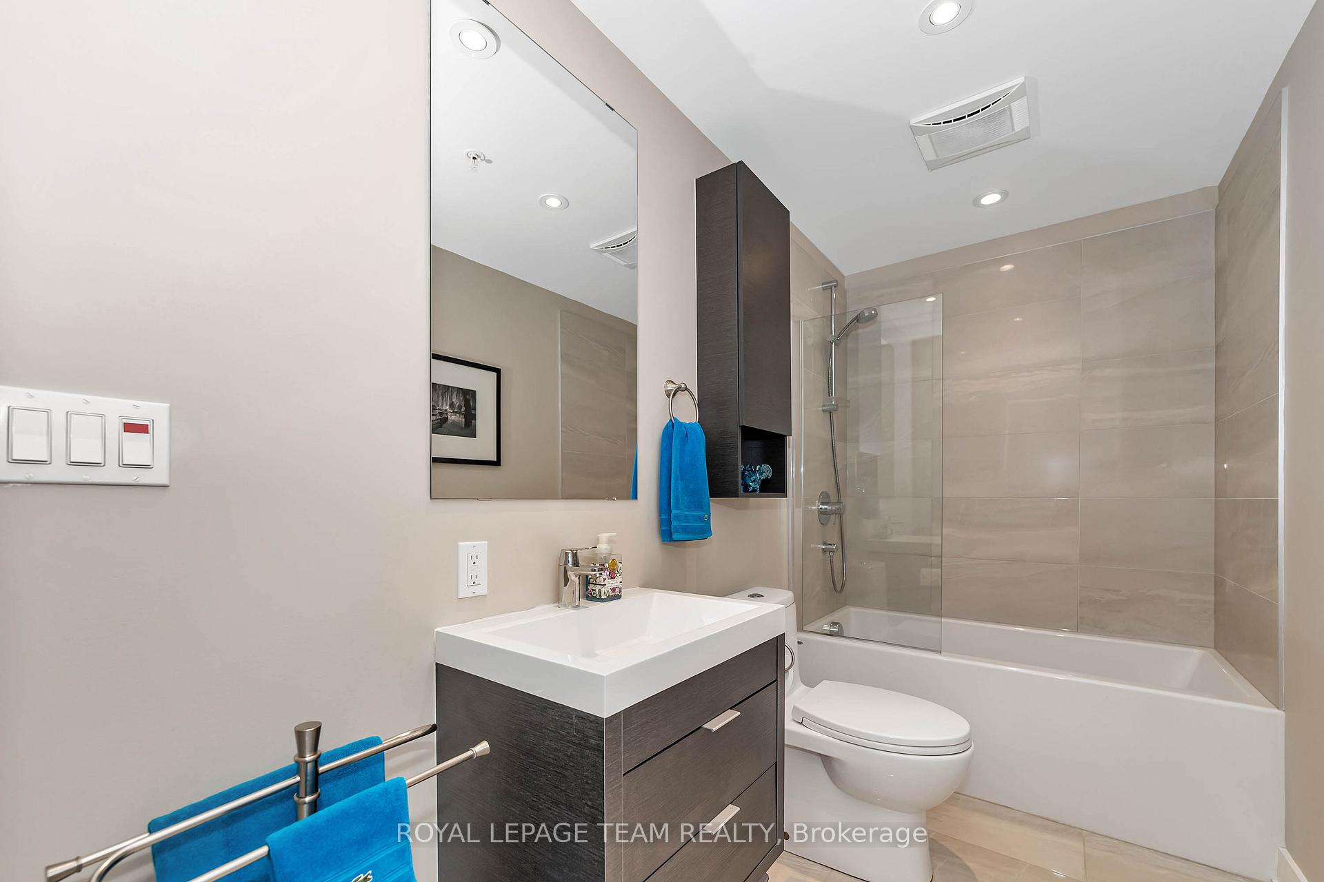 Photo 9 of Unit 2106, 20 Daly Avenue, Ottawa, Sandy Hill — HOMEH