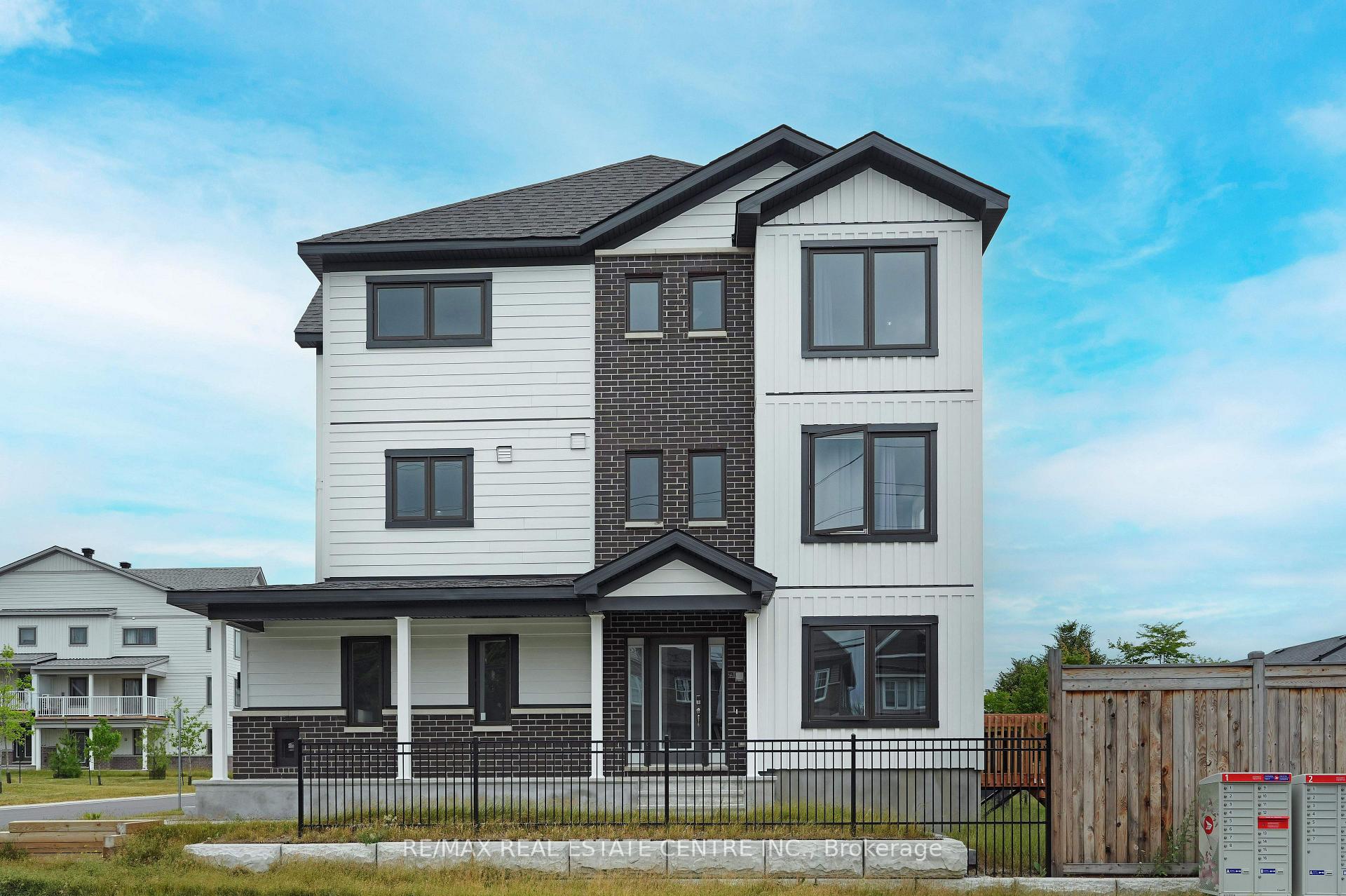 Photo 3 of 740 Kinstead Pvt, Ottawa, Stittsville (North) — HOMEH