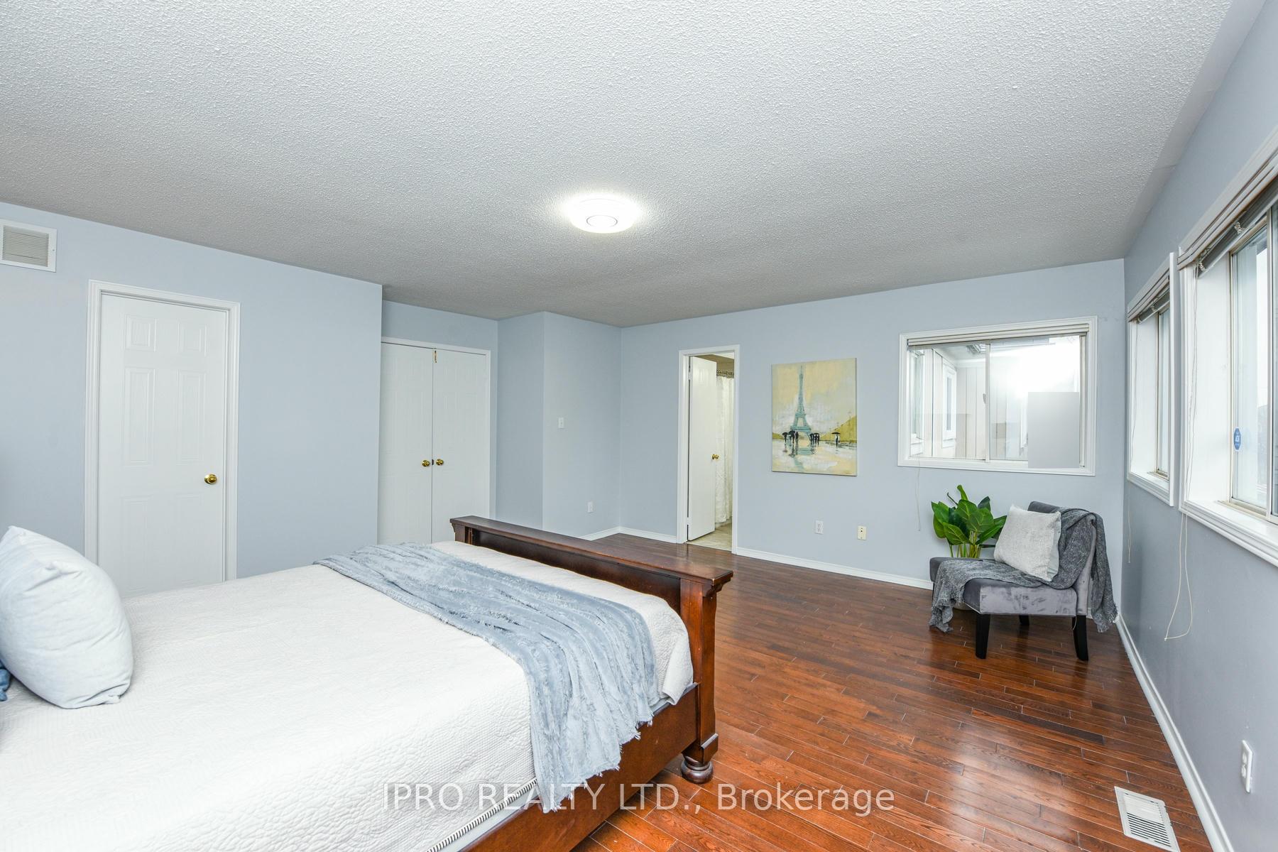Photo 27 of 22 Desert Sand Drive, Brampton, Sandringham-Wellington — HOMEH